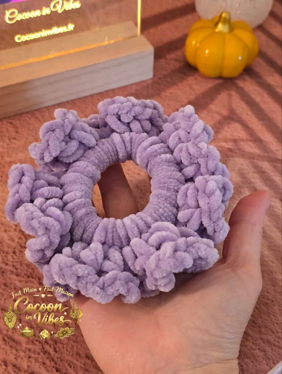 Chouchou Froufrou Tout Doux XXL - Création artisanale au crochet Cocoon in Vibes