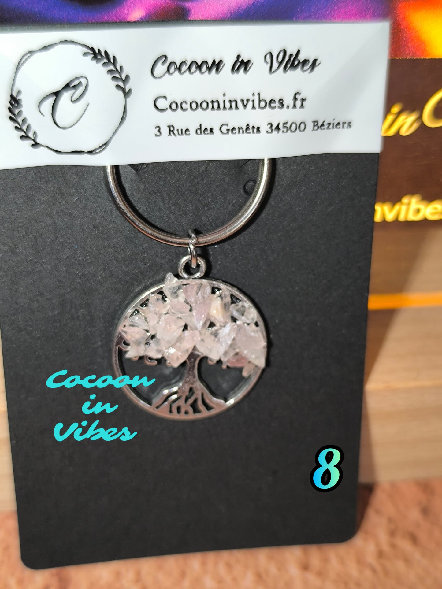Porte-clés Arbre de Vie & pierres colorées – Un éclat de symbolique à emporter partout