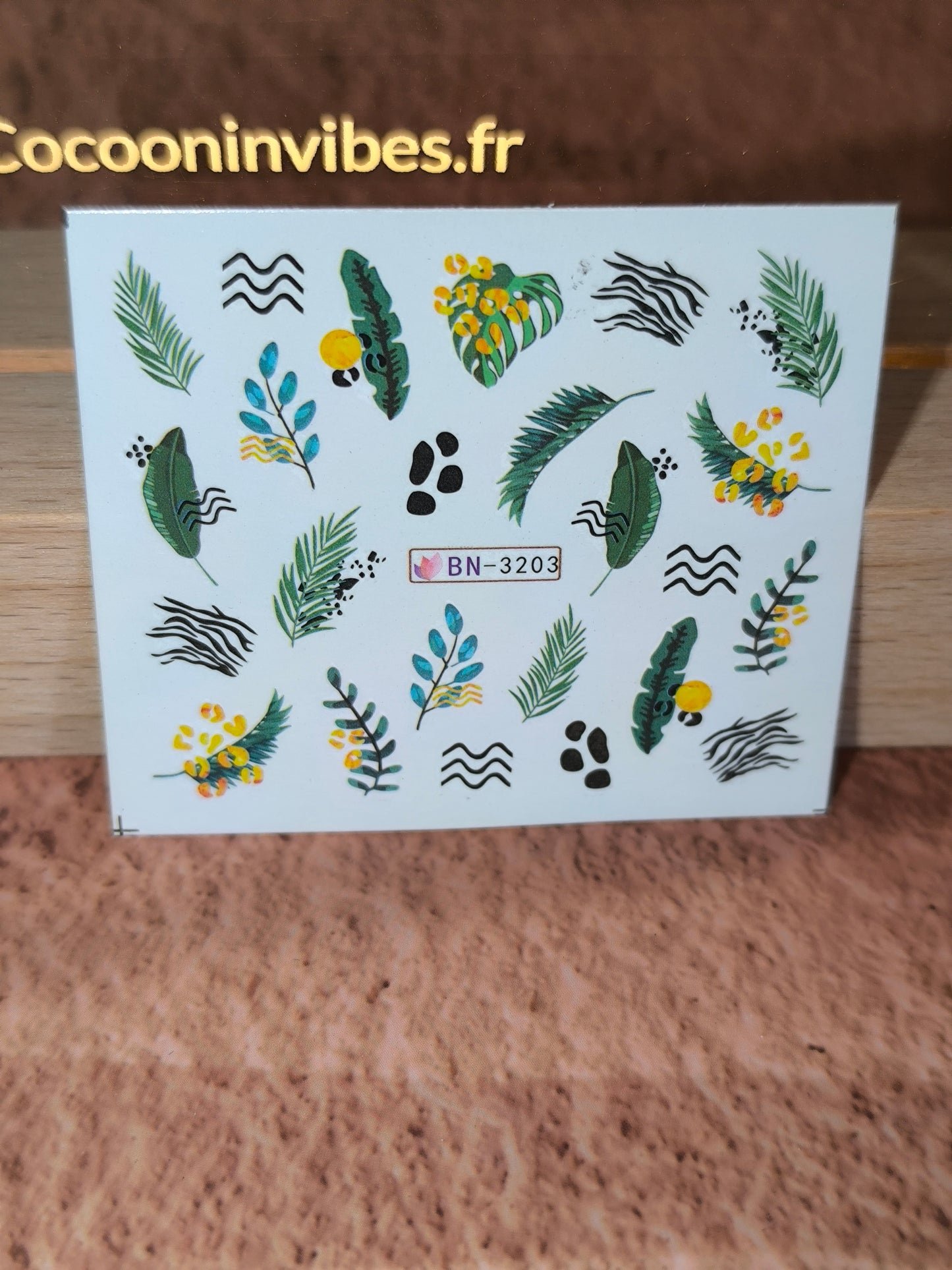 Stickers ongles Feuilles Tropicales & Oliviers - Vos ongles se mettent au vert… et à l’évasion