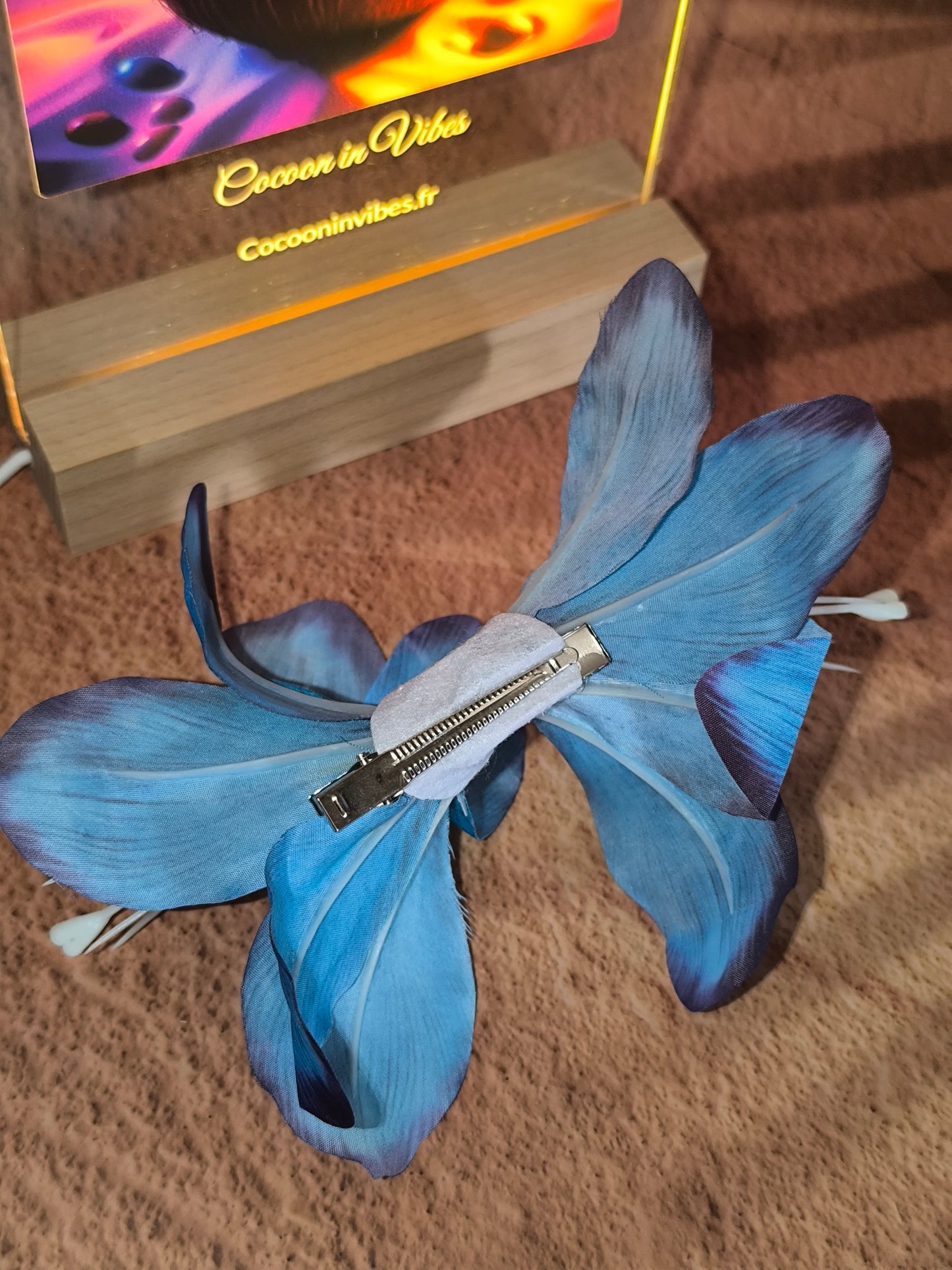 Grande Pince XXL Fleurs de Lys – Élégance Bohème