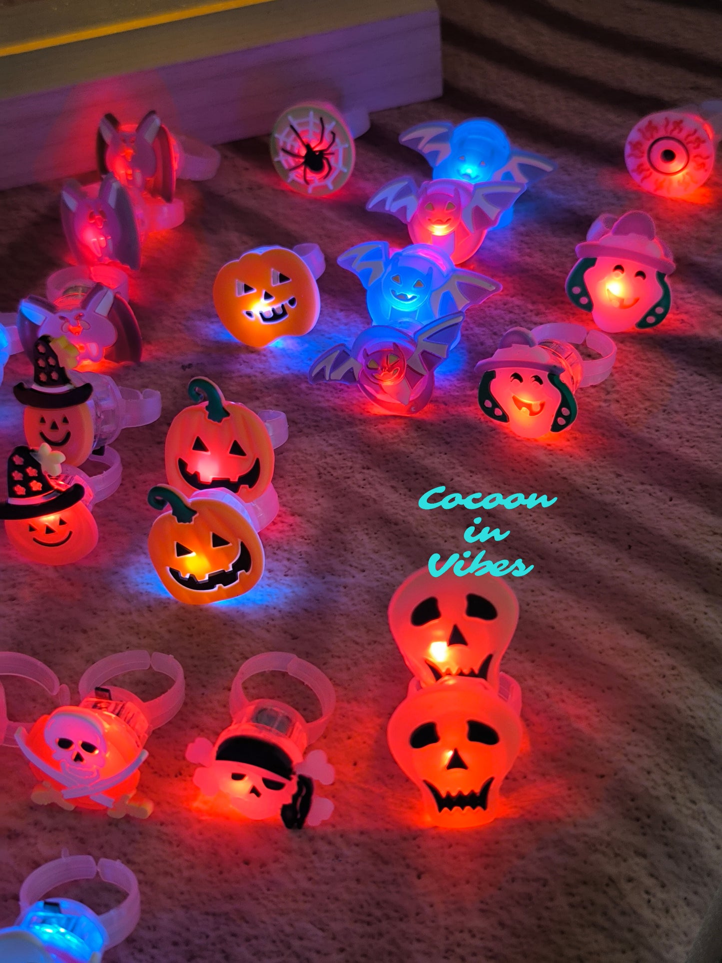 Bagues lumineuses spéciales Halloween