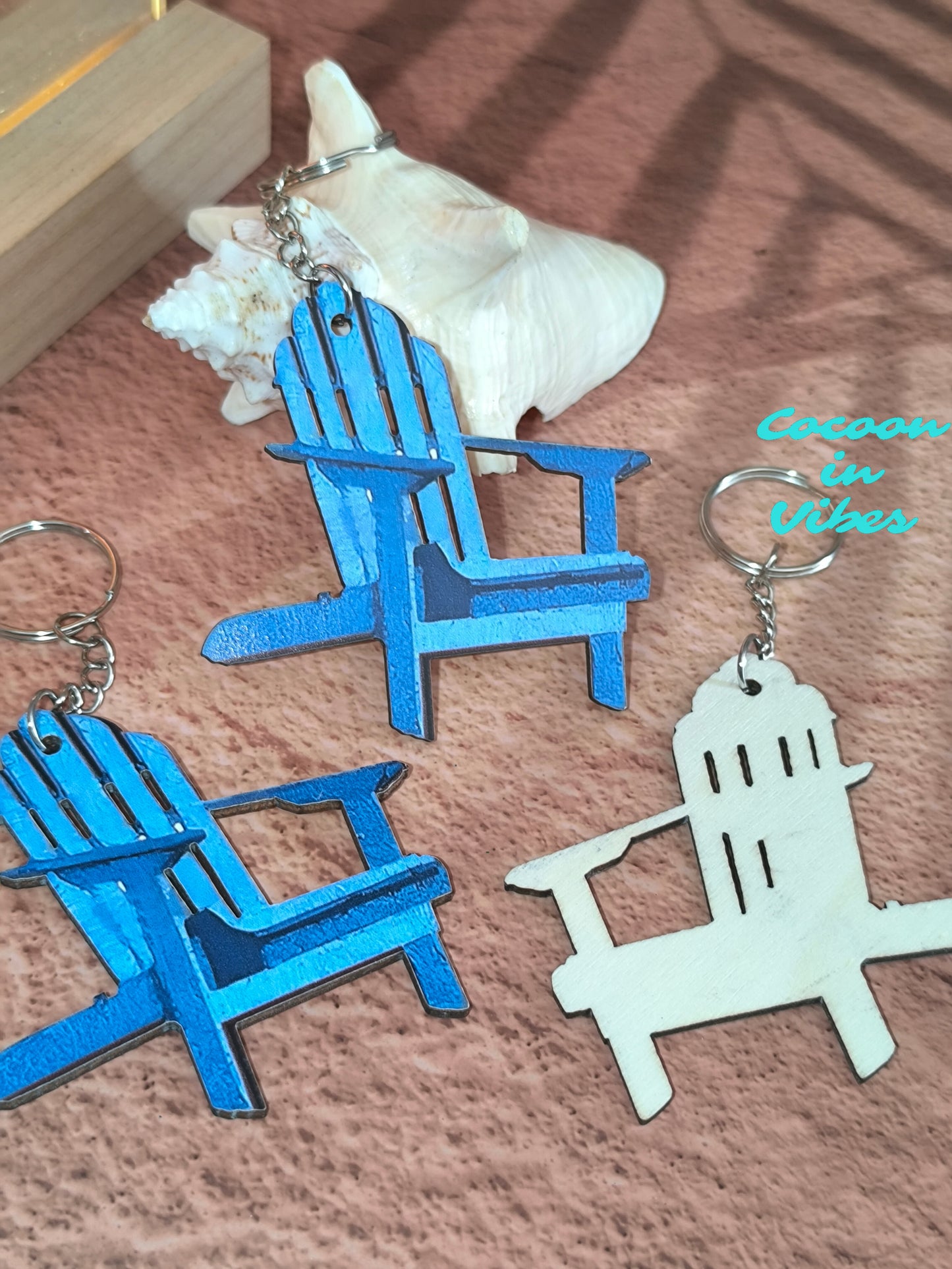 Porte-clé artisanal création Cocoon in Vibes – Fauteuil Bois Bleu