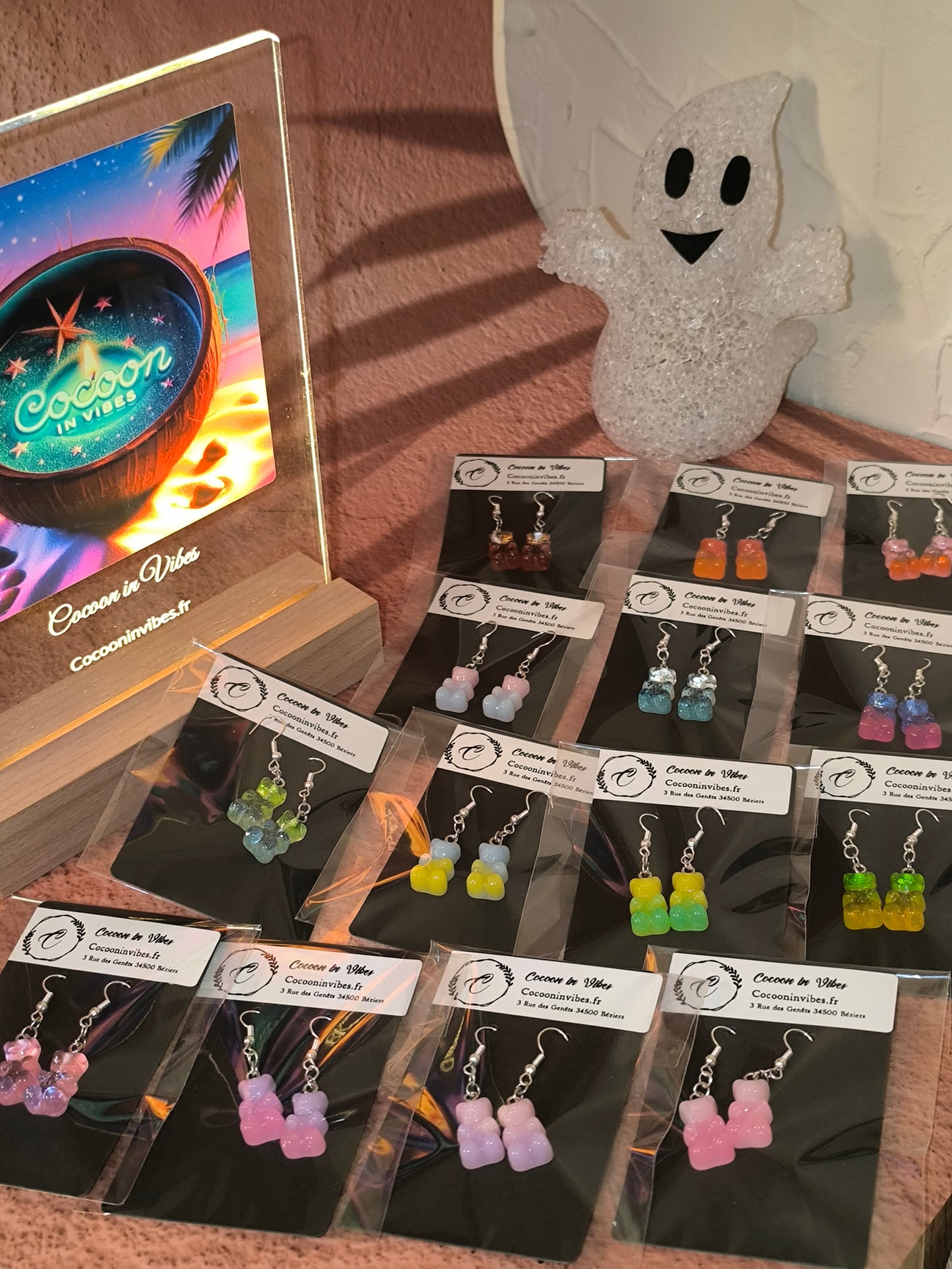 Boucles d’oreilles Nounours Gélifiés – N°1 Rose → Parme Translucide Pailleté (Création artisanale Cocoon In Vibes)