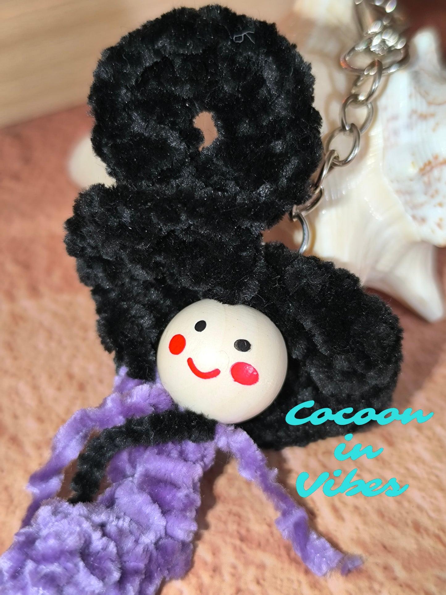 Sorcière Chenille : Bijou de sac artisanal / Porte clé - Modèle Unique