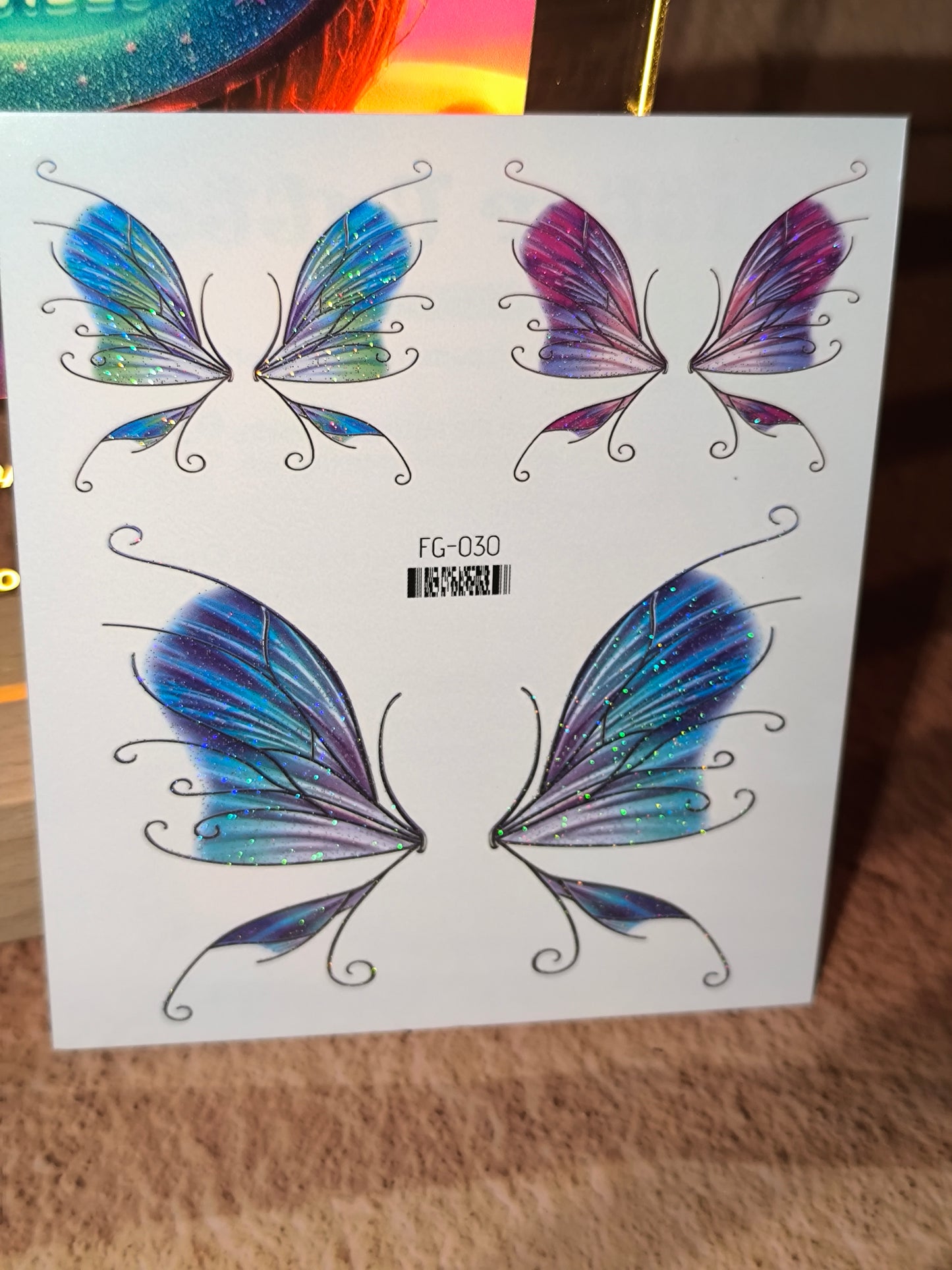 Tatouages Éphémères Pailletés Papillons – Sublimez Votre Regard
