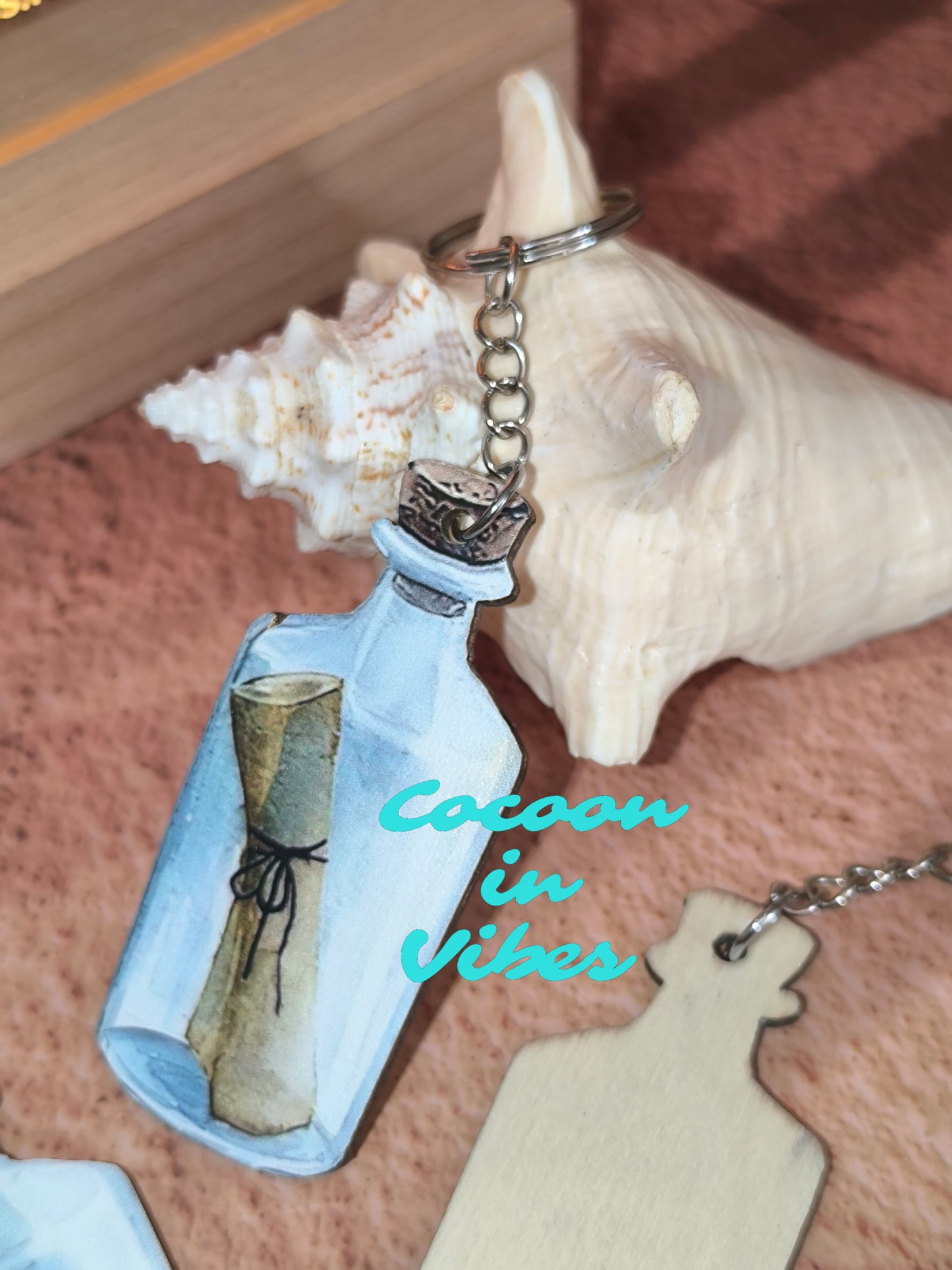 Porte-clé artisanal création Cocoon in Vibes – Bouteille à la mer “Message in a bottle”