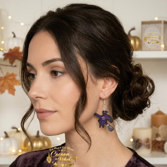 Boucles d'oreilles Artisanales en Bois « Sorcière Envoûtante » - Collection Éphémère Halloween