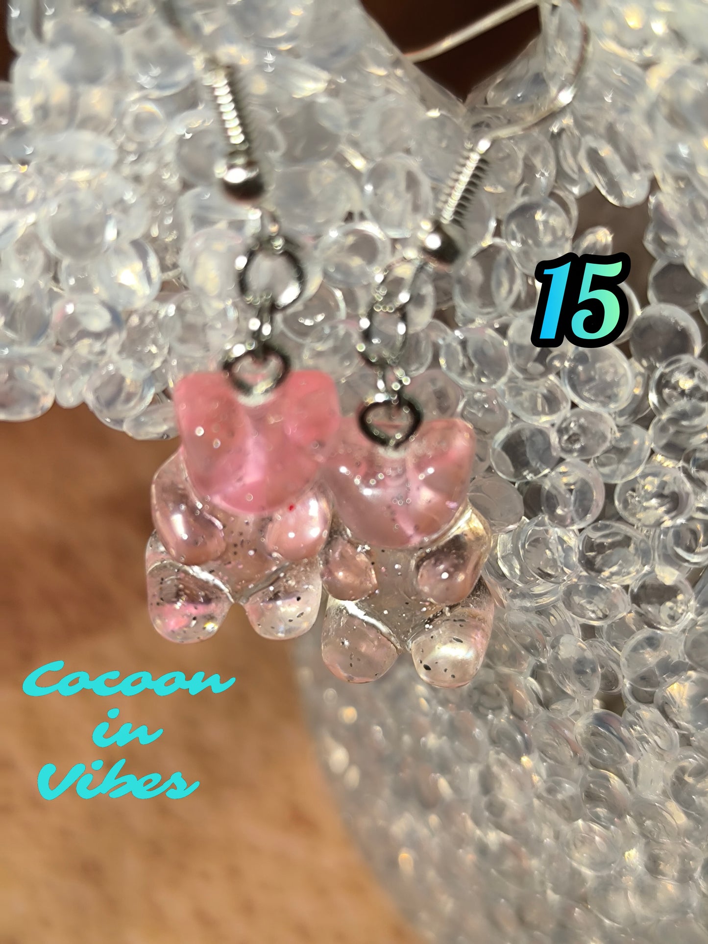 Boucles d’oreilles Nounours n°15 – Rose & Transparent (Translucides & Pailletées)