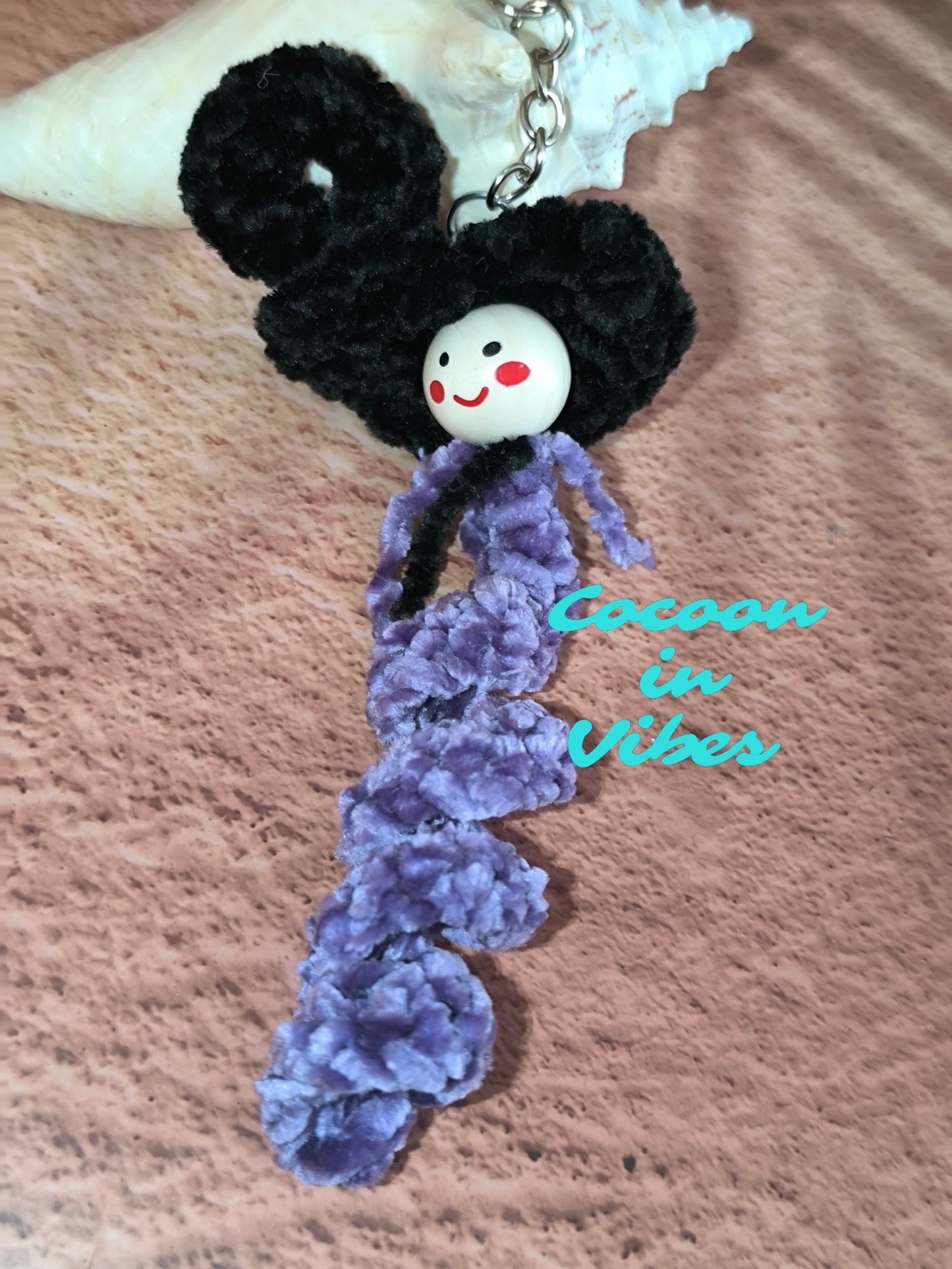 Sorcière Chenille : Bijou de sac artisanal / Porte clé - Modèle Unique