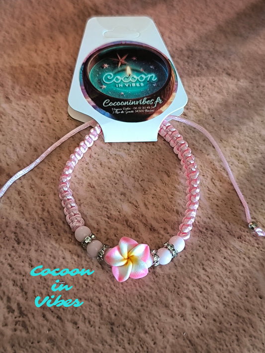 Bracelets en cordon satiné & fleur de Monoï – Les couleurs du paradis à ton poignet