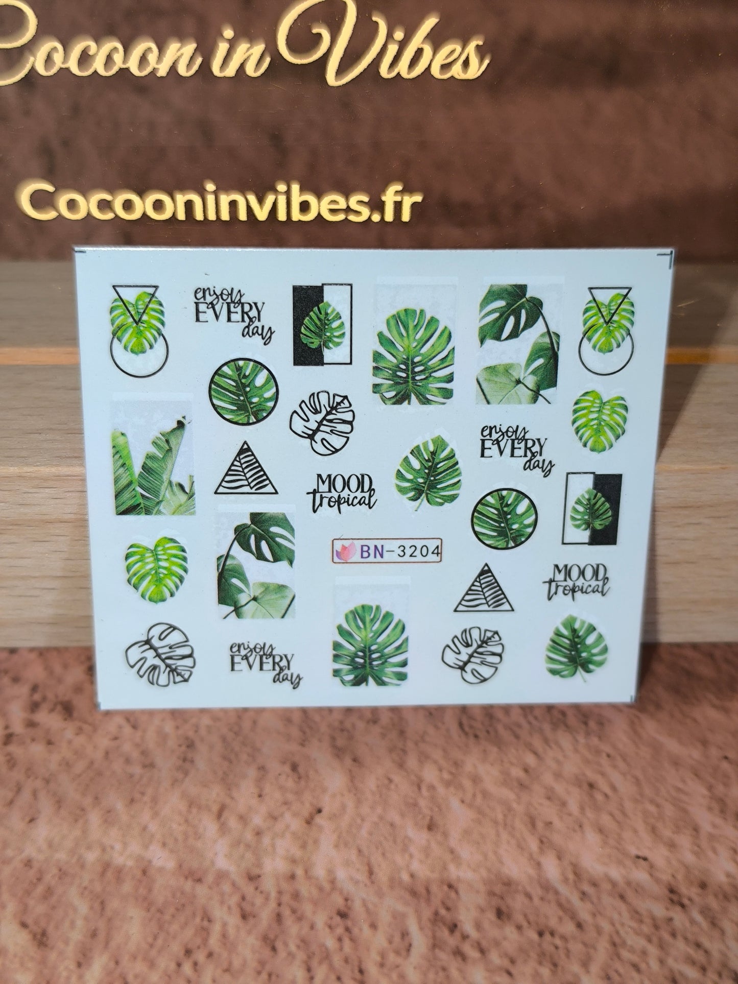Stickers ongles Feuilles Tropicales & Oliviers - Vos ongles se mettent au vert… et à l’évasion