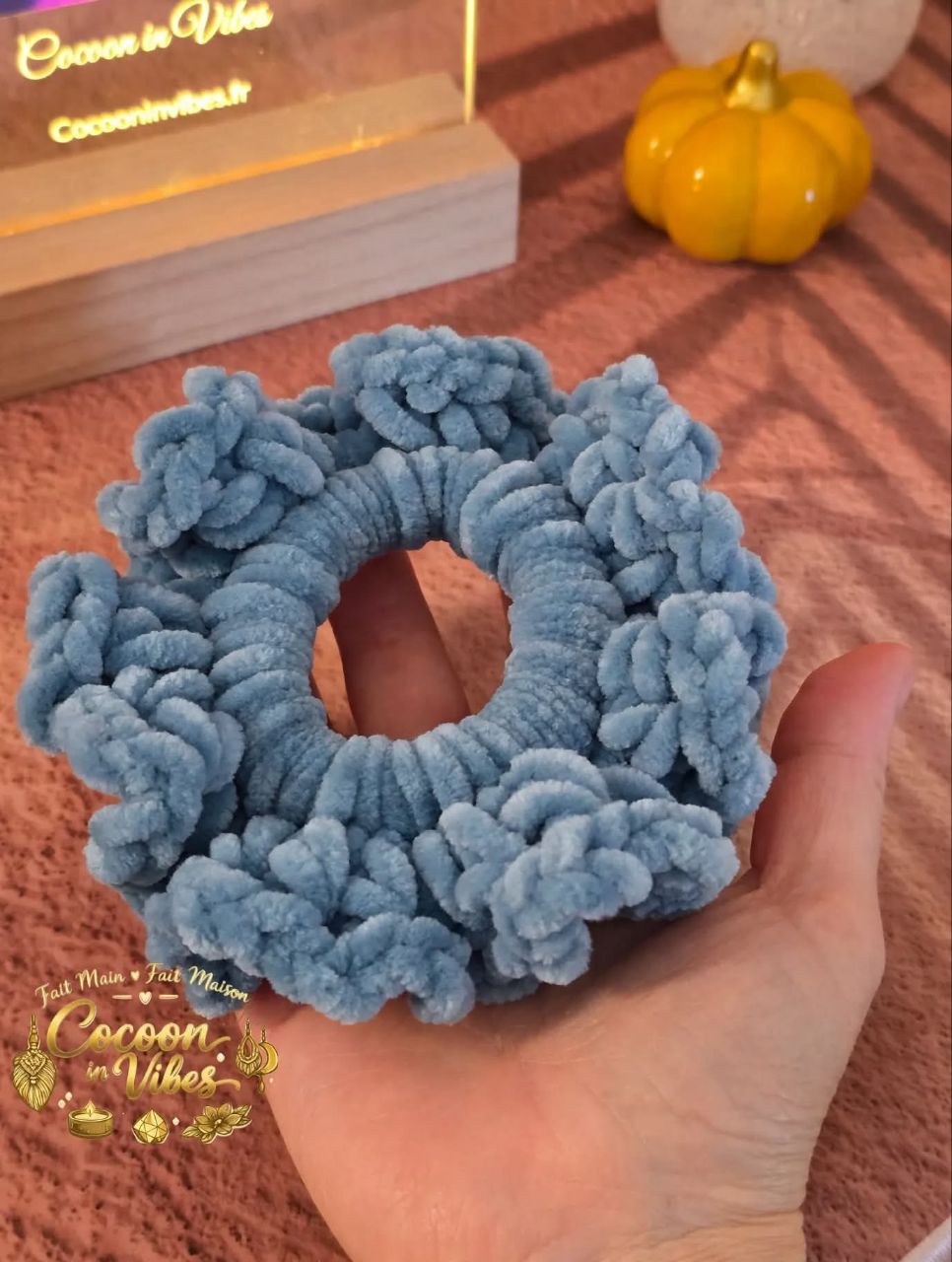 Chouchou Froufrou Tout Doux XXL - Création artisanale au crochet Cocoon in Vibes