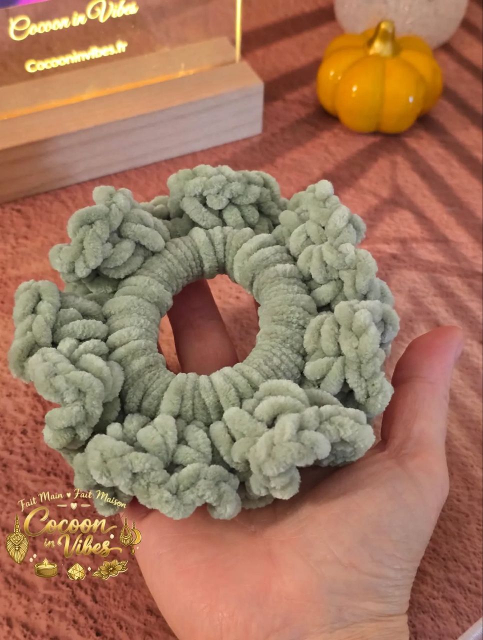 Chouchou Froufrou Tout Doux XXL - Création artisanale au crochet Cocoon in Vibes