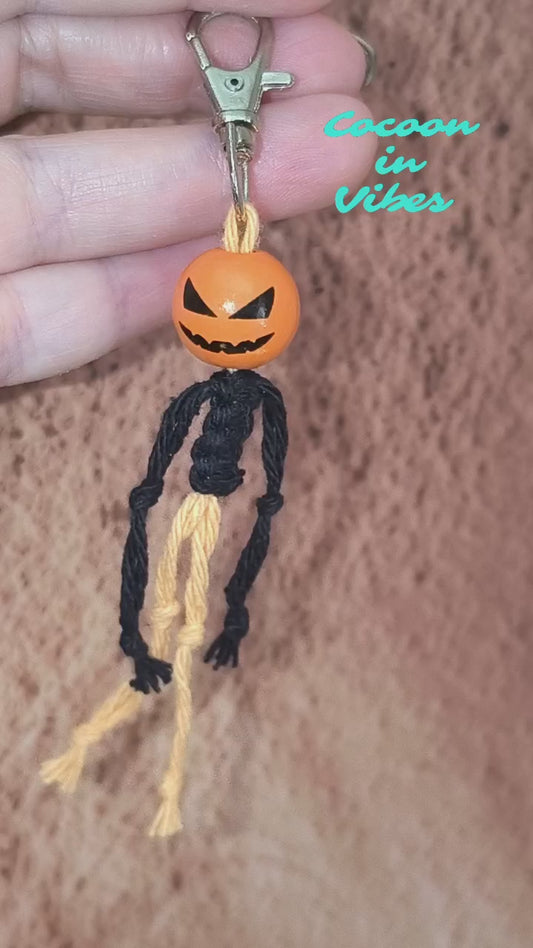 Porte-clés / Bijou de sac Citrouille effrayante - La citrouille effrayante qui se glisse dans vos affaires…