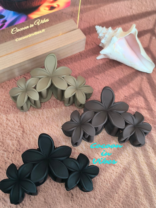 Grande pince à cheveux Trio de Monoï – Coloris Cappuccino, Chocolat ou Ébène (11 cm x 7 cm)