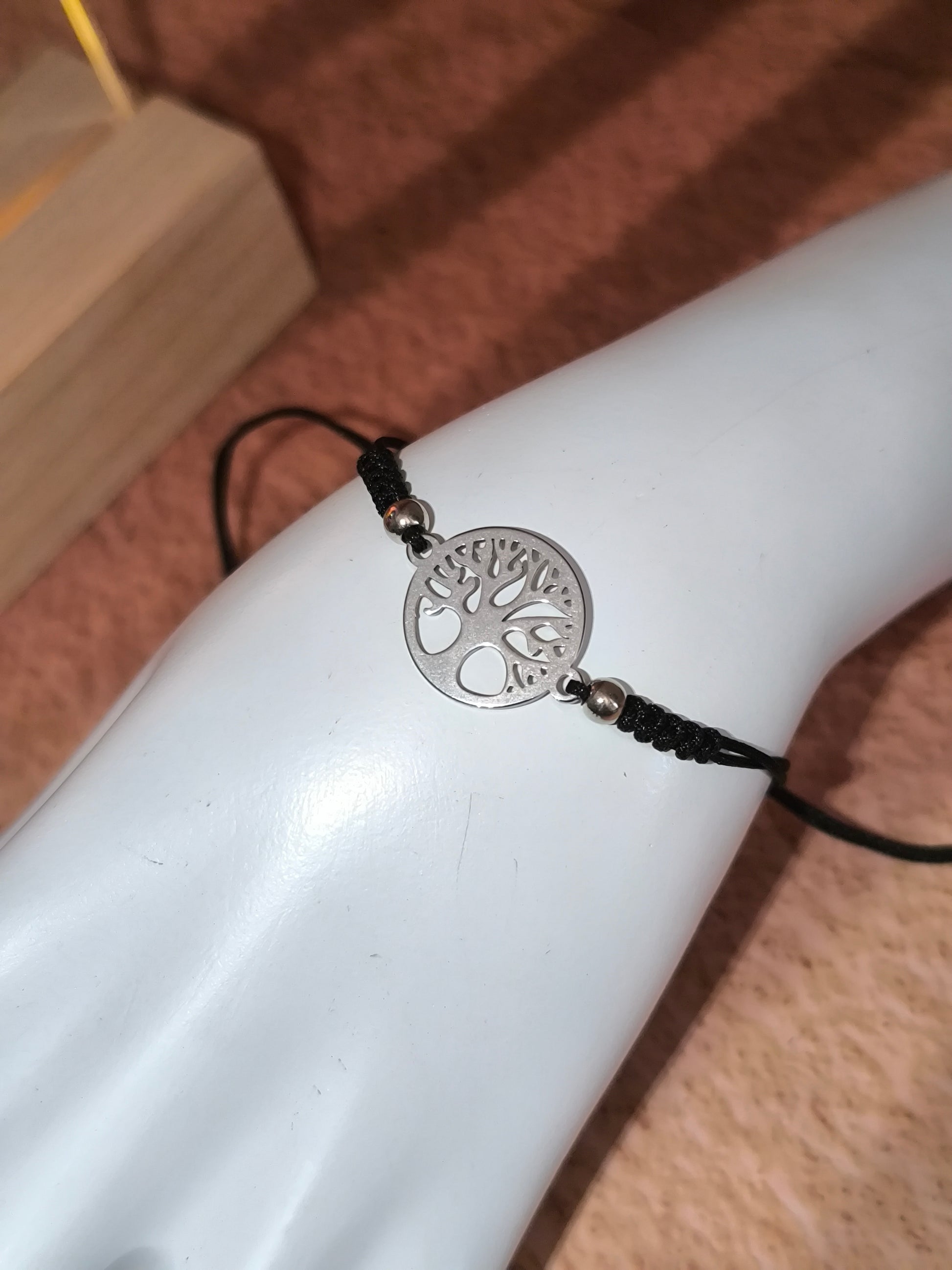 Bracelet Plaque finement Découpée en acier inoxydable – Petit Trésor à Porter