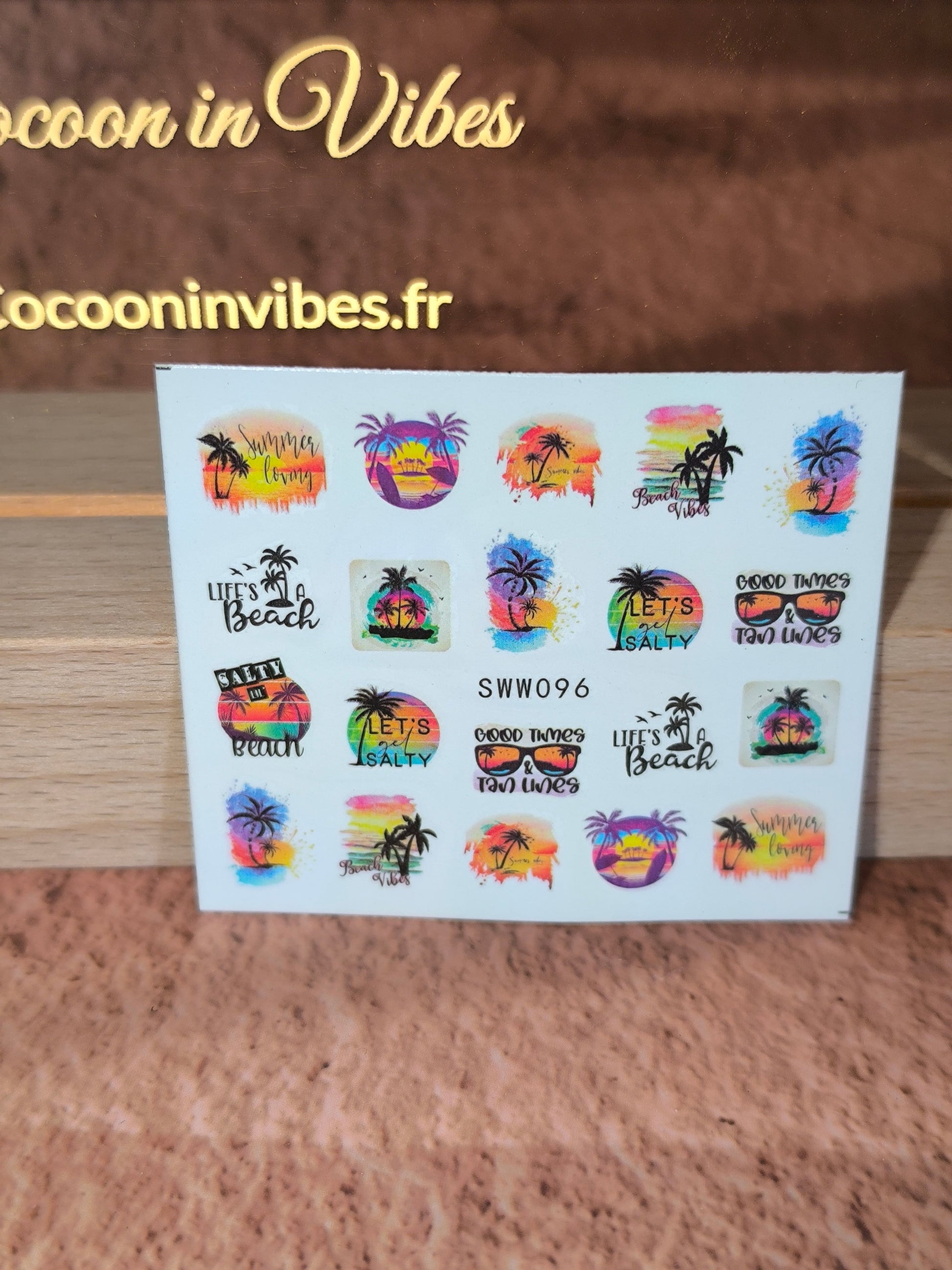 Stickers ongles Palmiers - Embarquez pour un voyage tropical… au bout de vos ongles