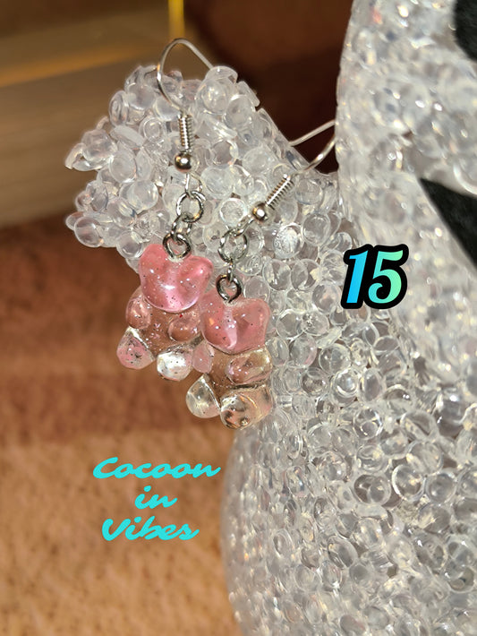 Boucles d’oreilles Nounours n°15 – Rose & Transparent (Translucides & Pailletées)