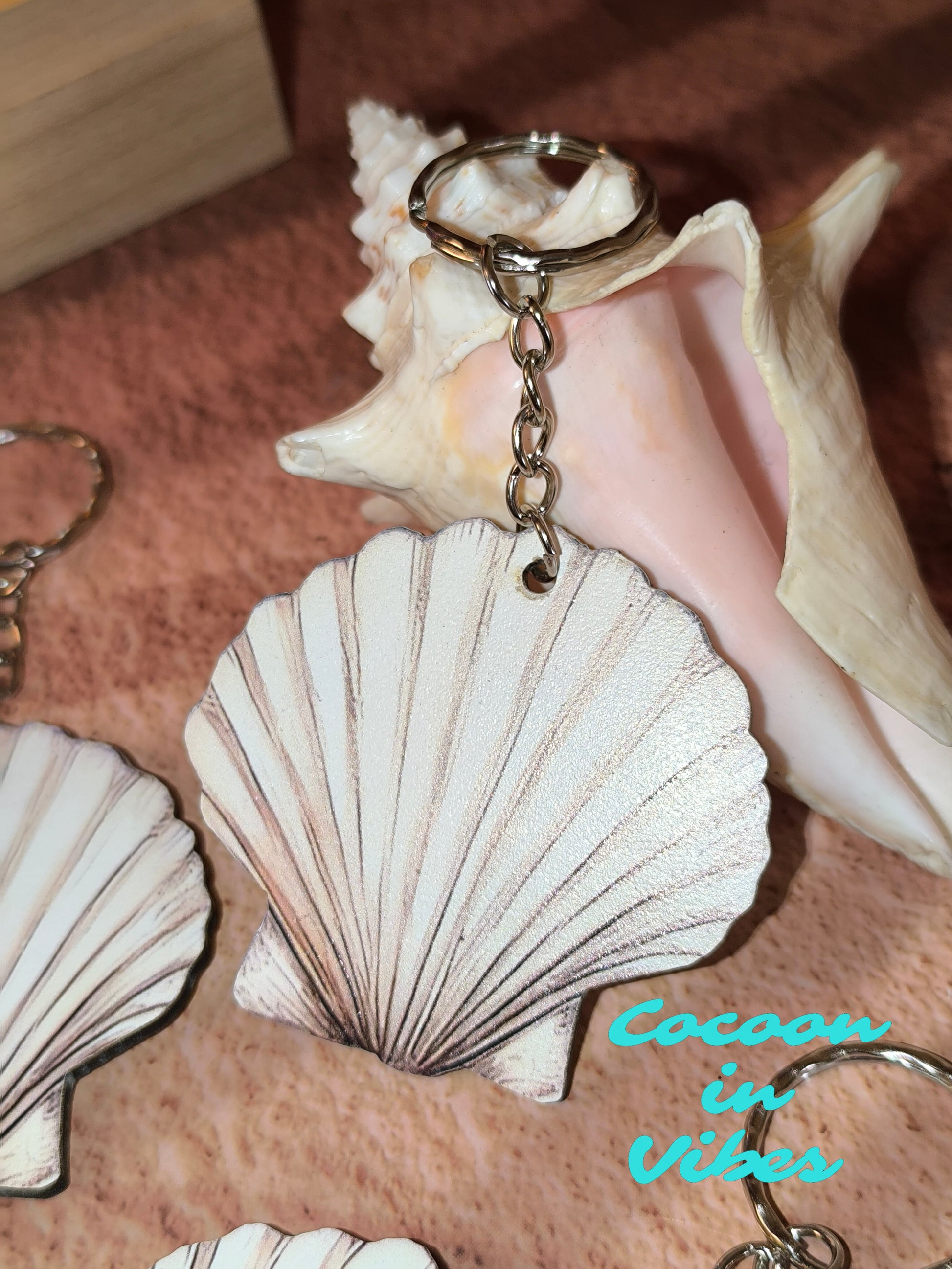 Porte-clé artisanal création Cocoon in Vibes – Coquillage L’éclat des plages éternelles