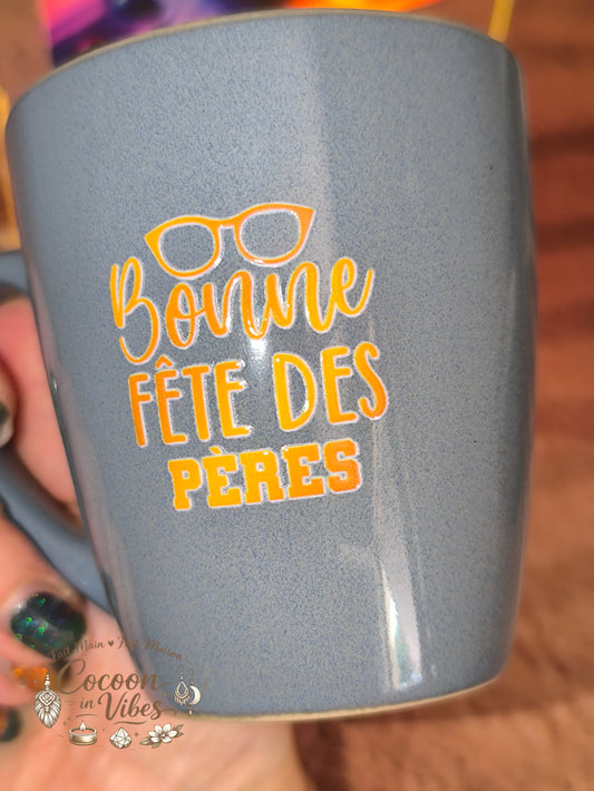 Tasse "Fête des Pères" Bleu Gris – MEILLEUR PAPA DU MONDE – Pièce unique, création artisanale Cocoon in Vibes