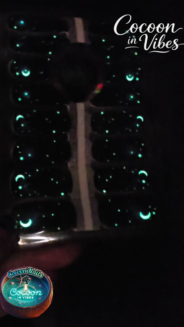Cocoon’Nails Nuit Luminescente – Vernis Autocollant Phosphorescent Kit Complet