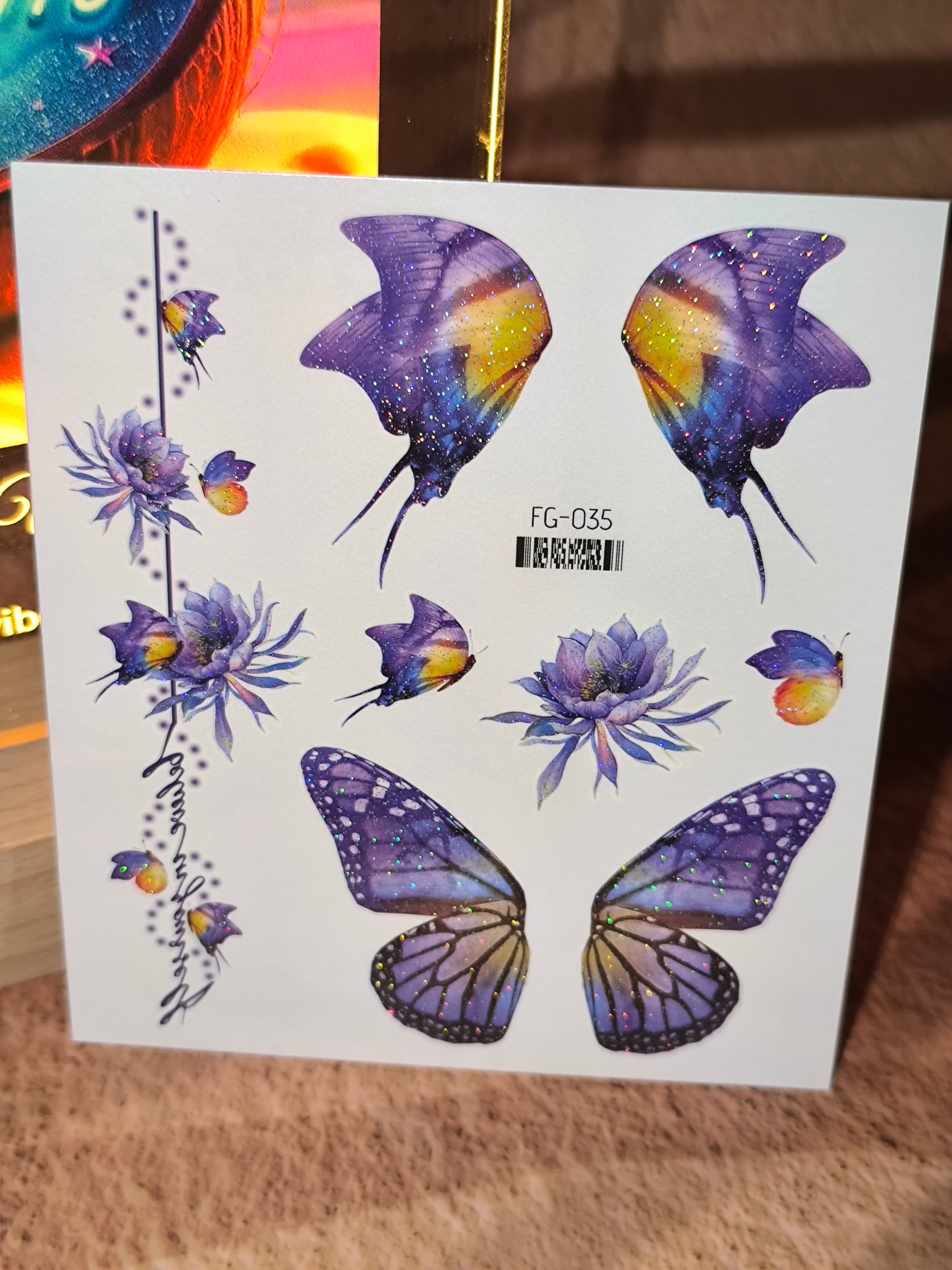 Tatouages Éphémères Pailletés Papillons – Sublimez Votre Regard