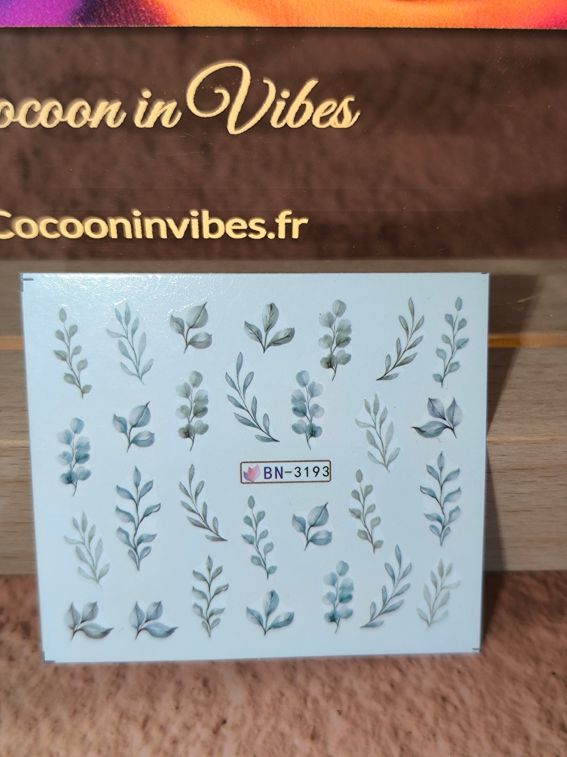 Stickers ongles Feuilles Tropicales & Oliviers - Vos ongles se mettent au vert… et à l’évasion