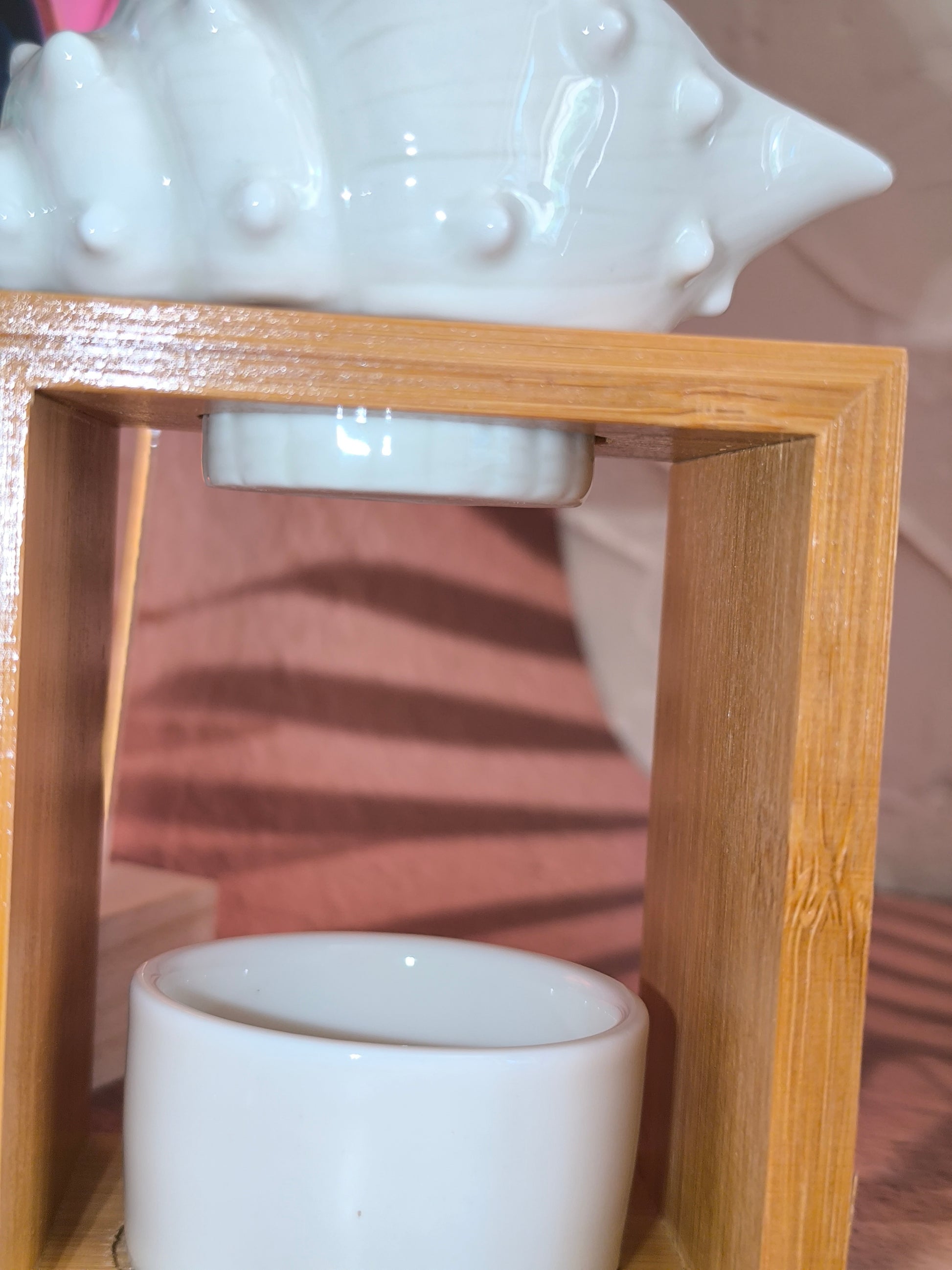 Brûleur en Céramique & Bambou – Modèle Coquillage