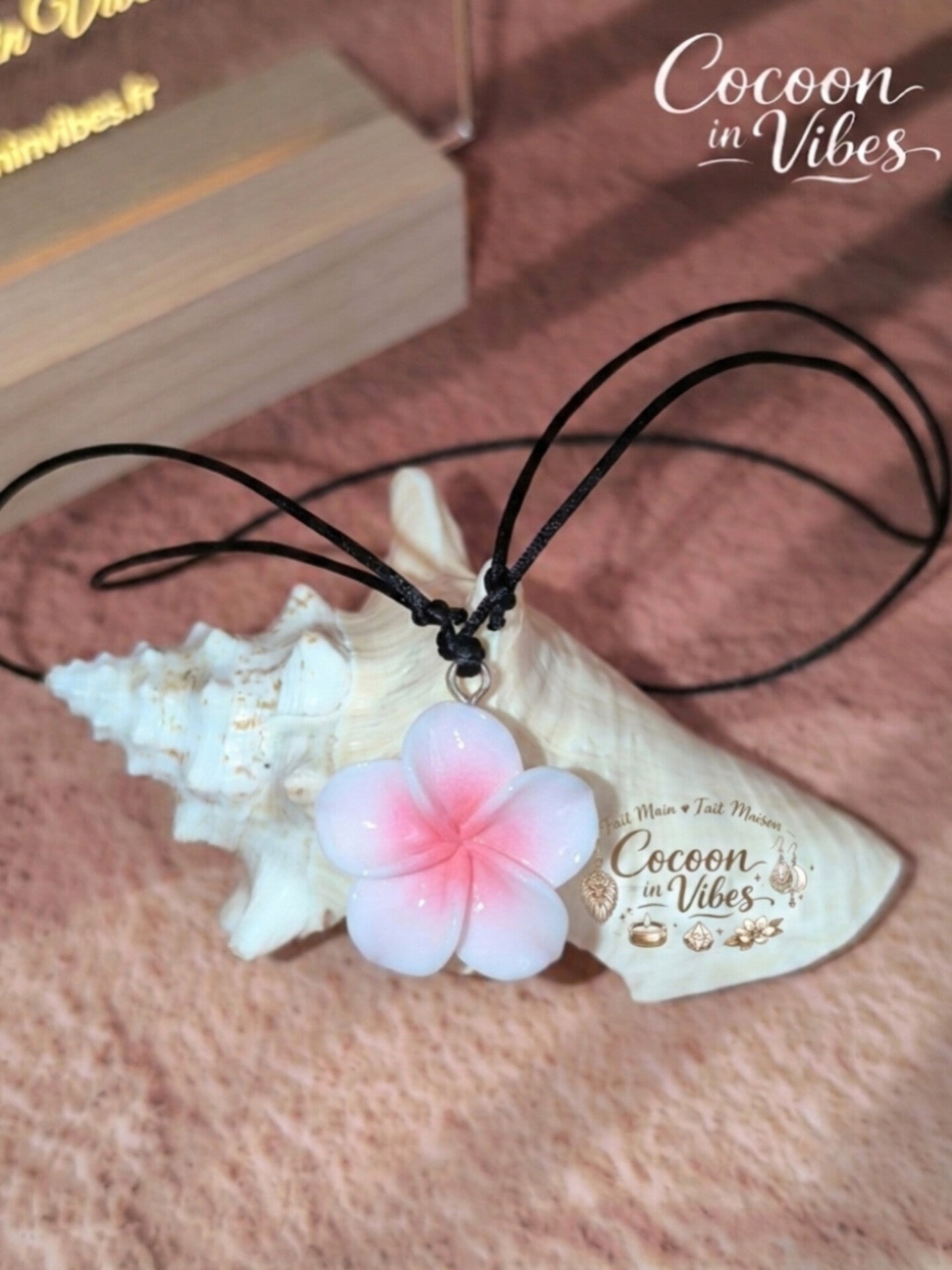 Collier Ras-de-cou & Parure Fleur de Monoï - Fait Main