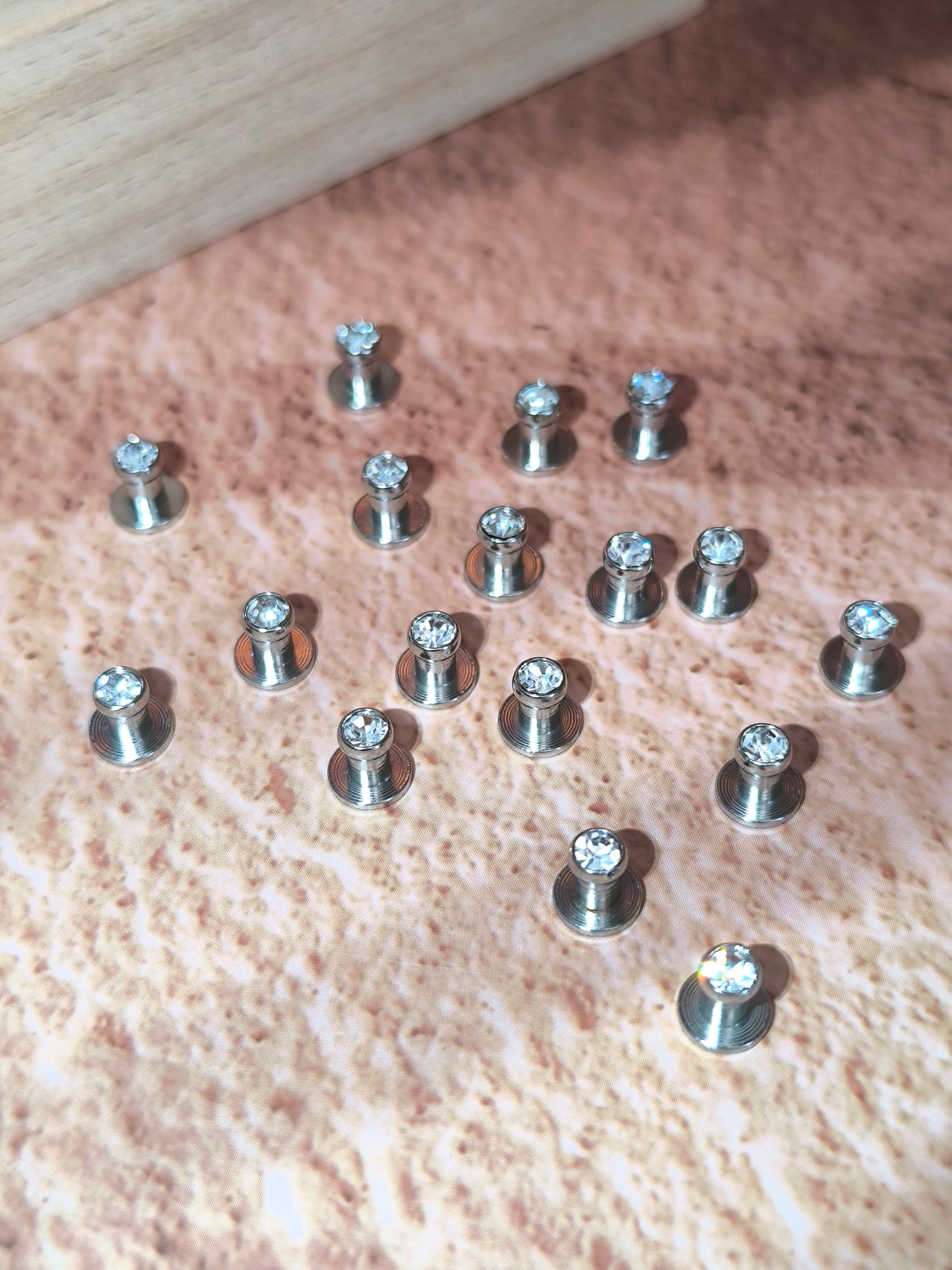 Strass Swarovski ® cristal riveté - Dernières pièces