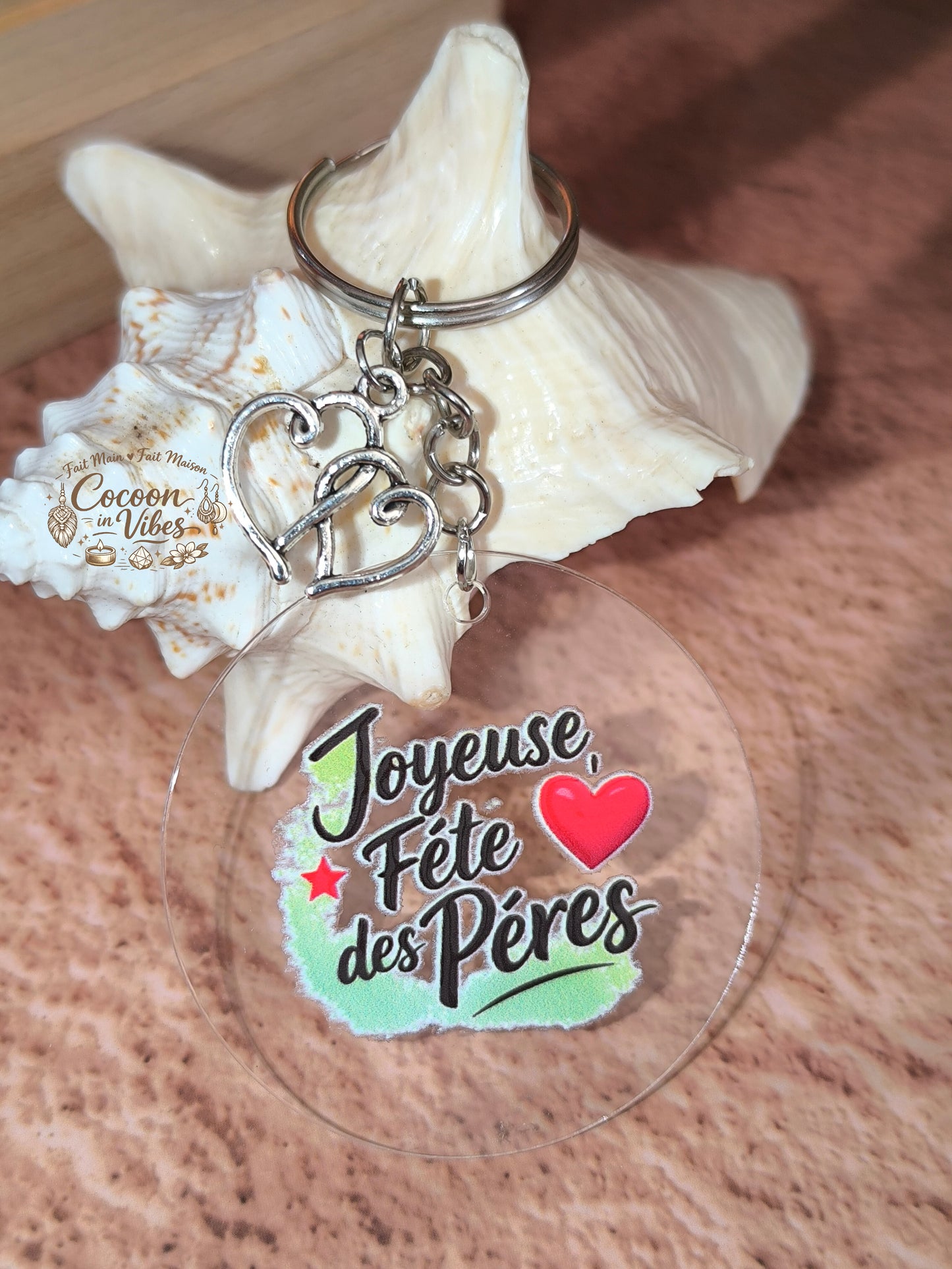 Porte-clé “Joyeuse Fête des Pères – Cœur Étoilé” – Modèle unique fait main