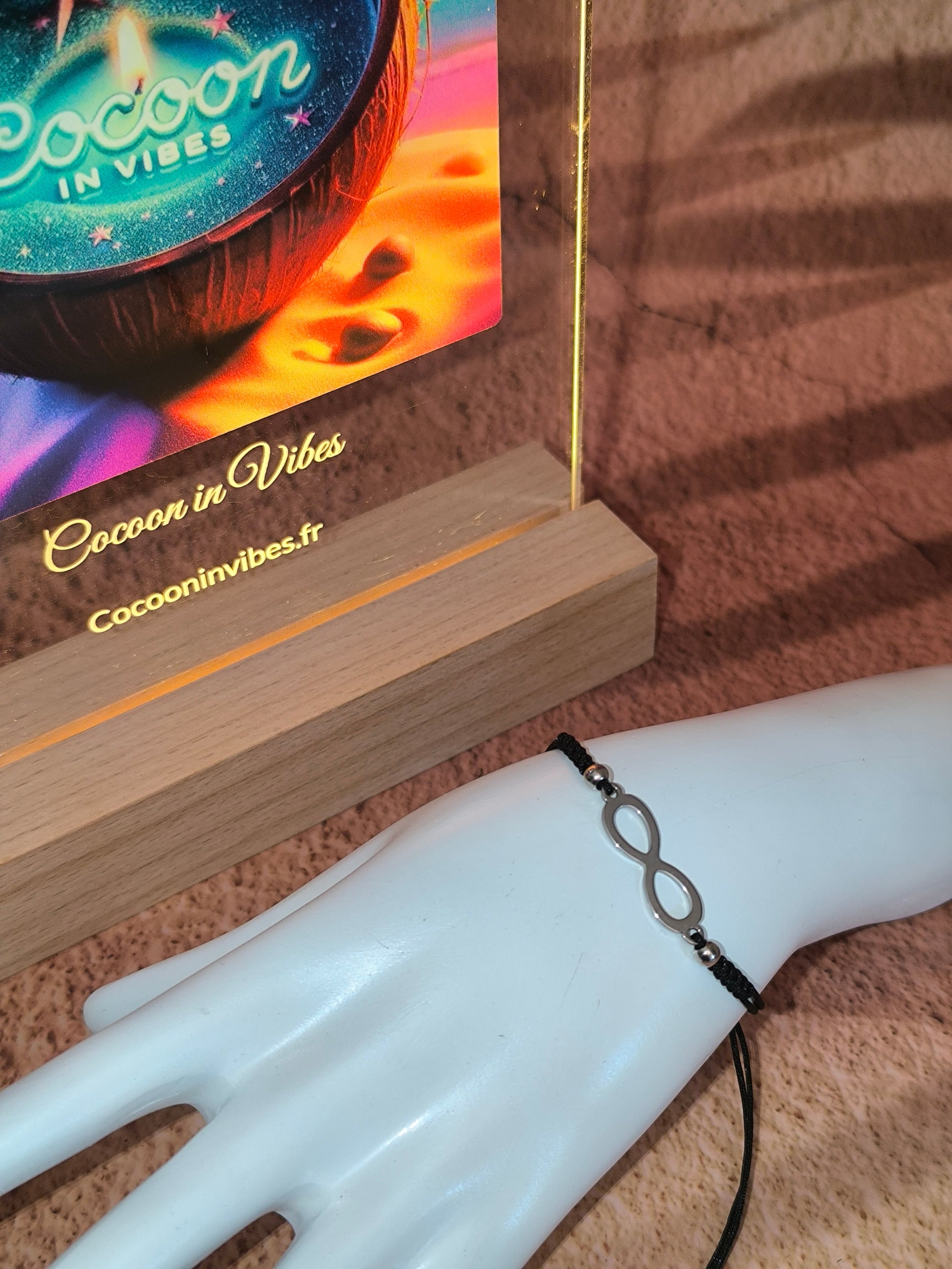 Bracelet Plaque finement Découpée en acier inoxydable – Petit Trésor à Porter