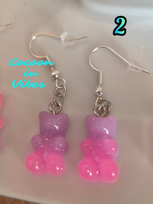 Boucles d’oreilles Nounours Gélifiés – N°2 Violet → Rose Fuchsia Opaque (Création artisanale Cocoon In Vibes)
