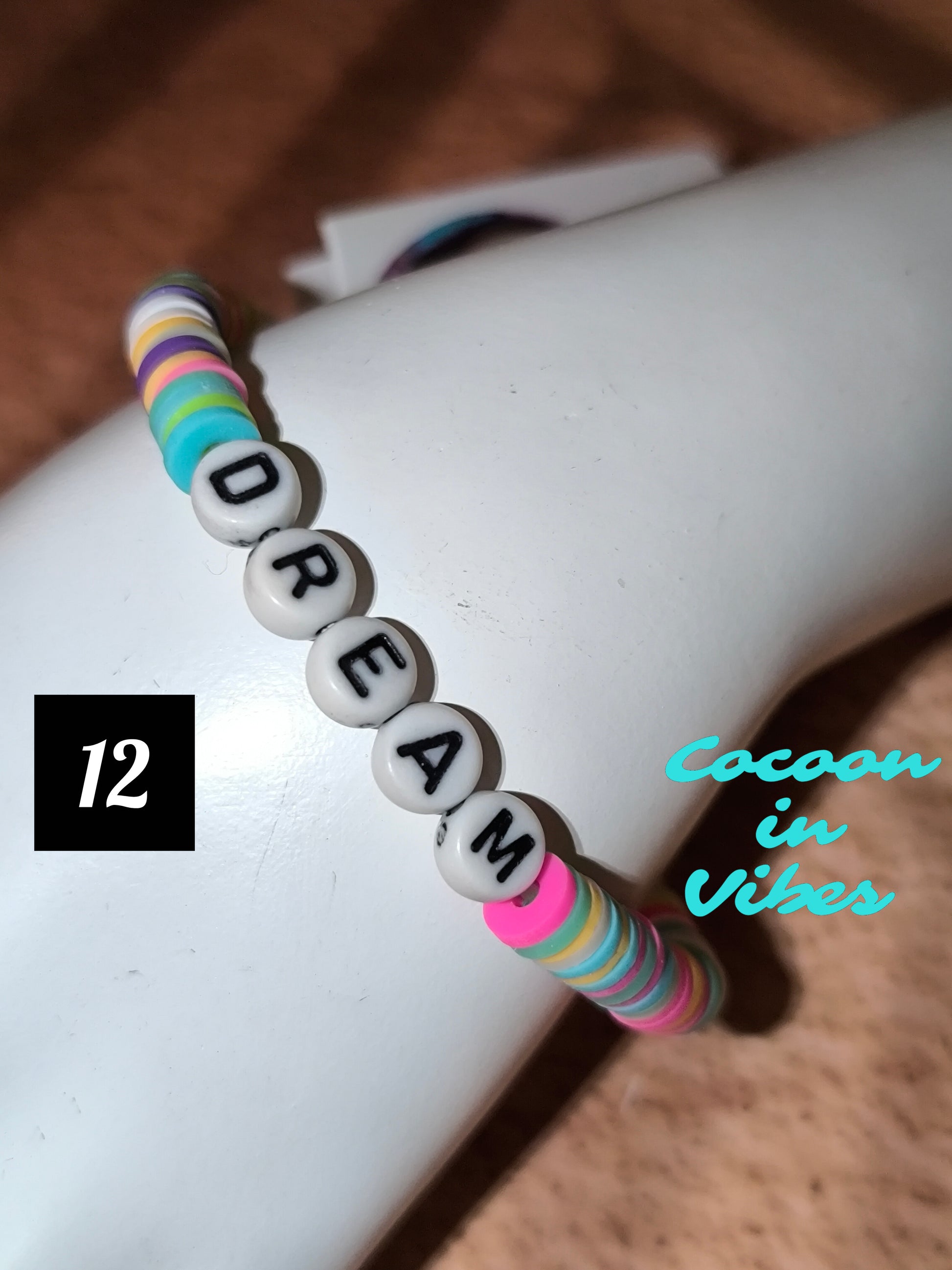 Bracelets Good Vibes en perles plates en pâte polymere - Sous les cocotiers... un monde de couleurs vous attend !