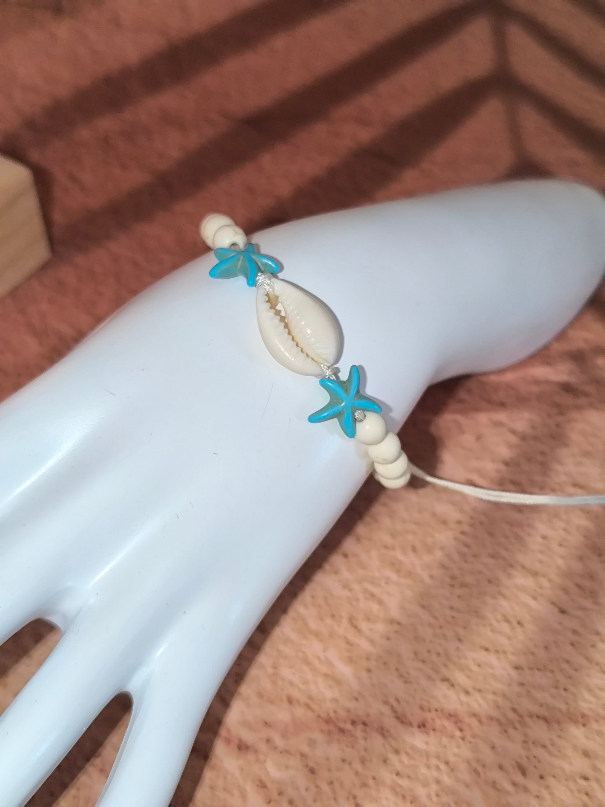 Bracelet Cauri & Étoiles Turquoises – Esprit Bohème Marin
