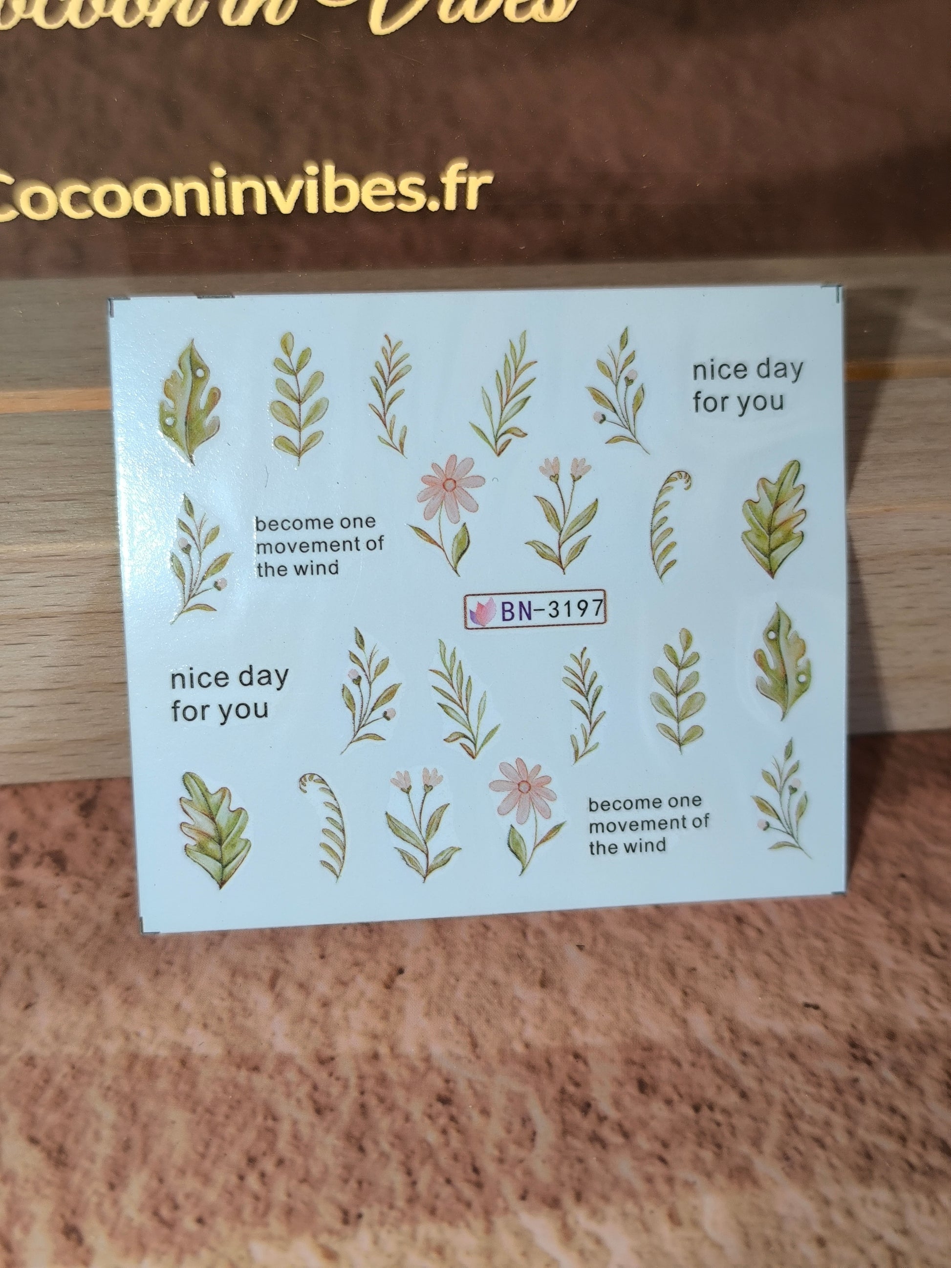 Stickers ongles Feuilles Tropicales & Oliviers - Vos ongles se mettent au vert… et à l’évasion