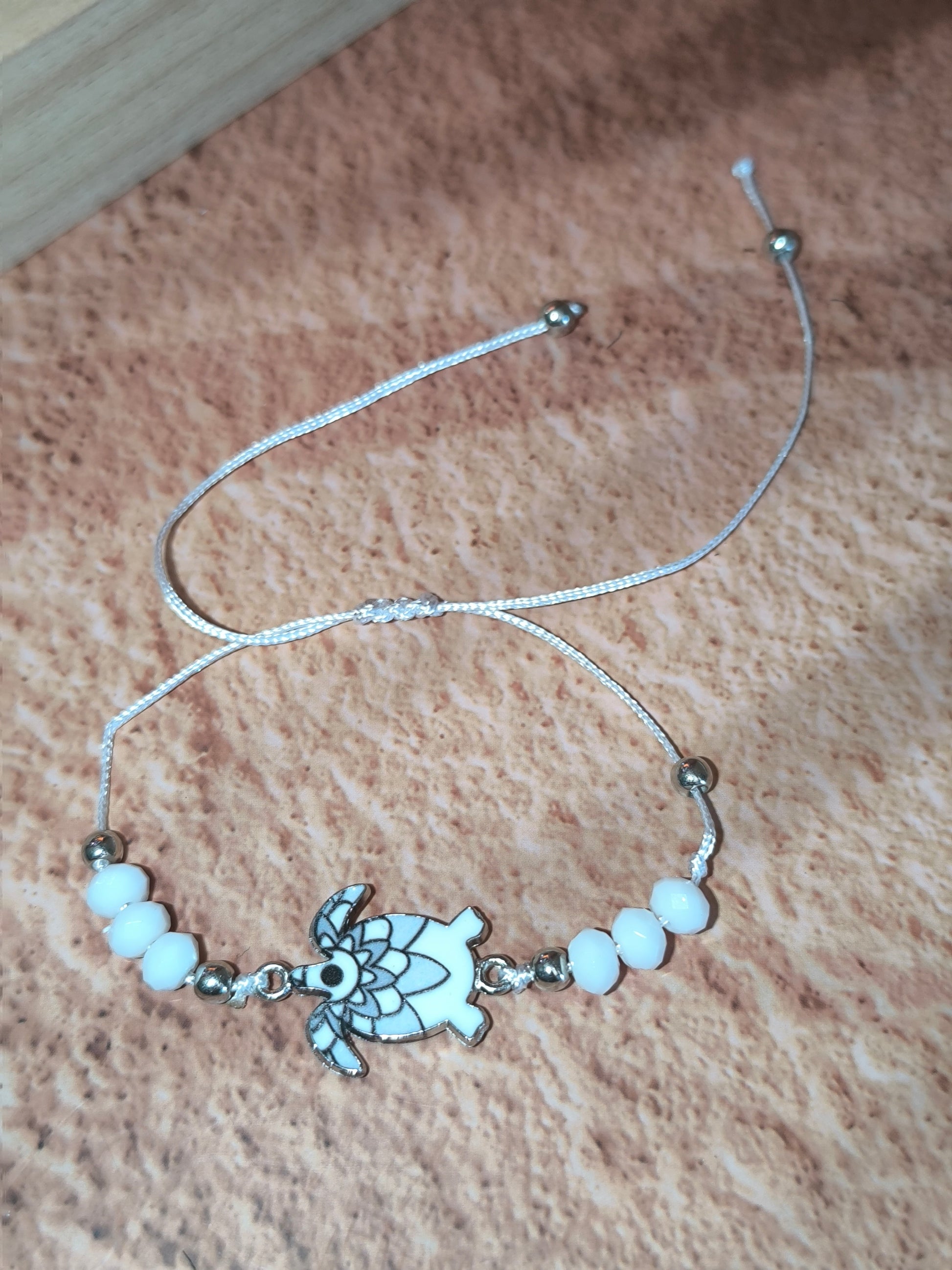 Bracelet Enfant Tortue Colorée – Esprit Plage & Aventure