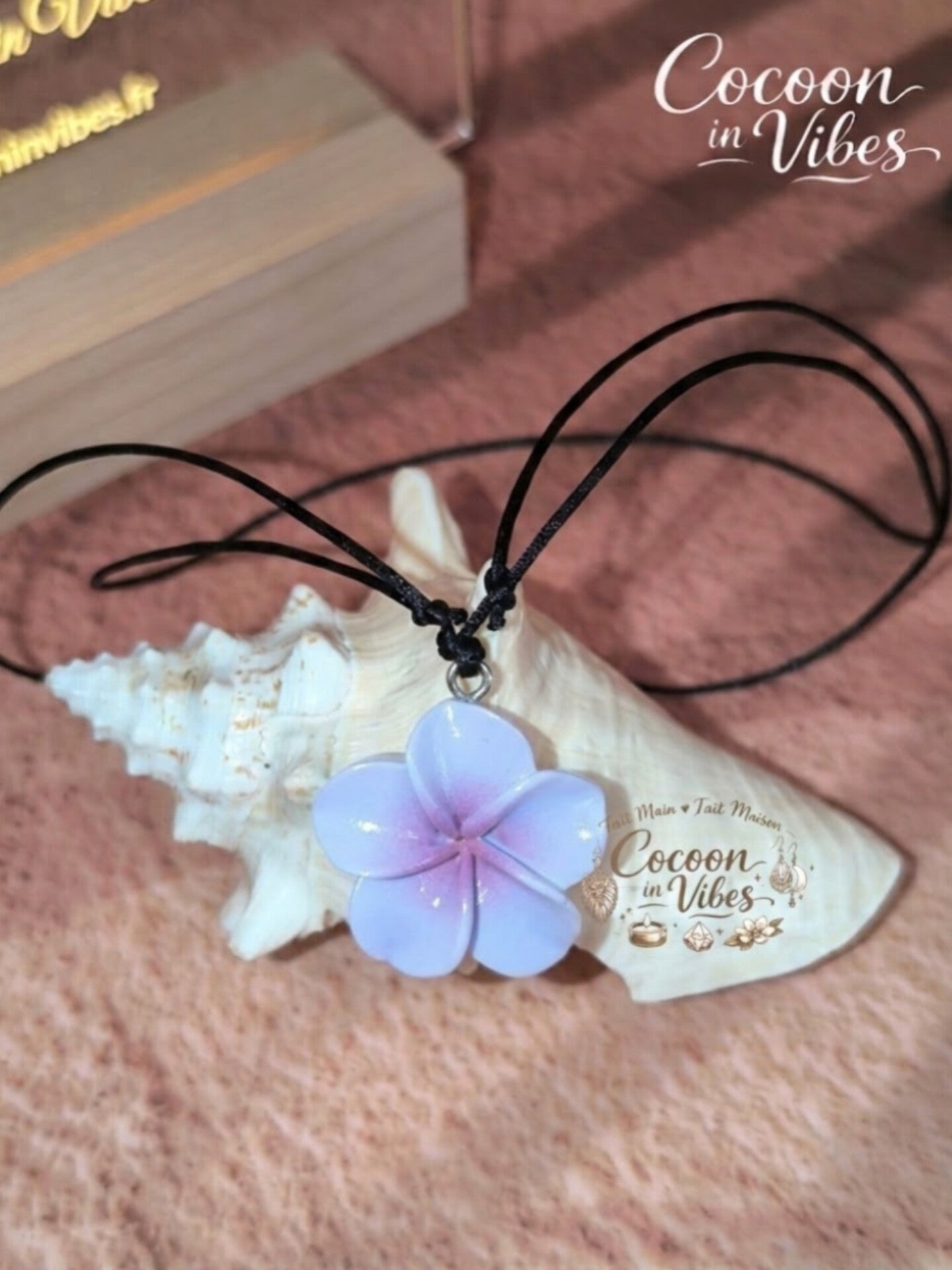 Collier Ras-de-cou & Parure Fleur de Monoï - Fait Main