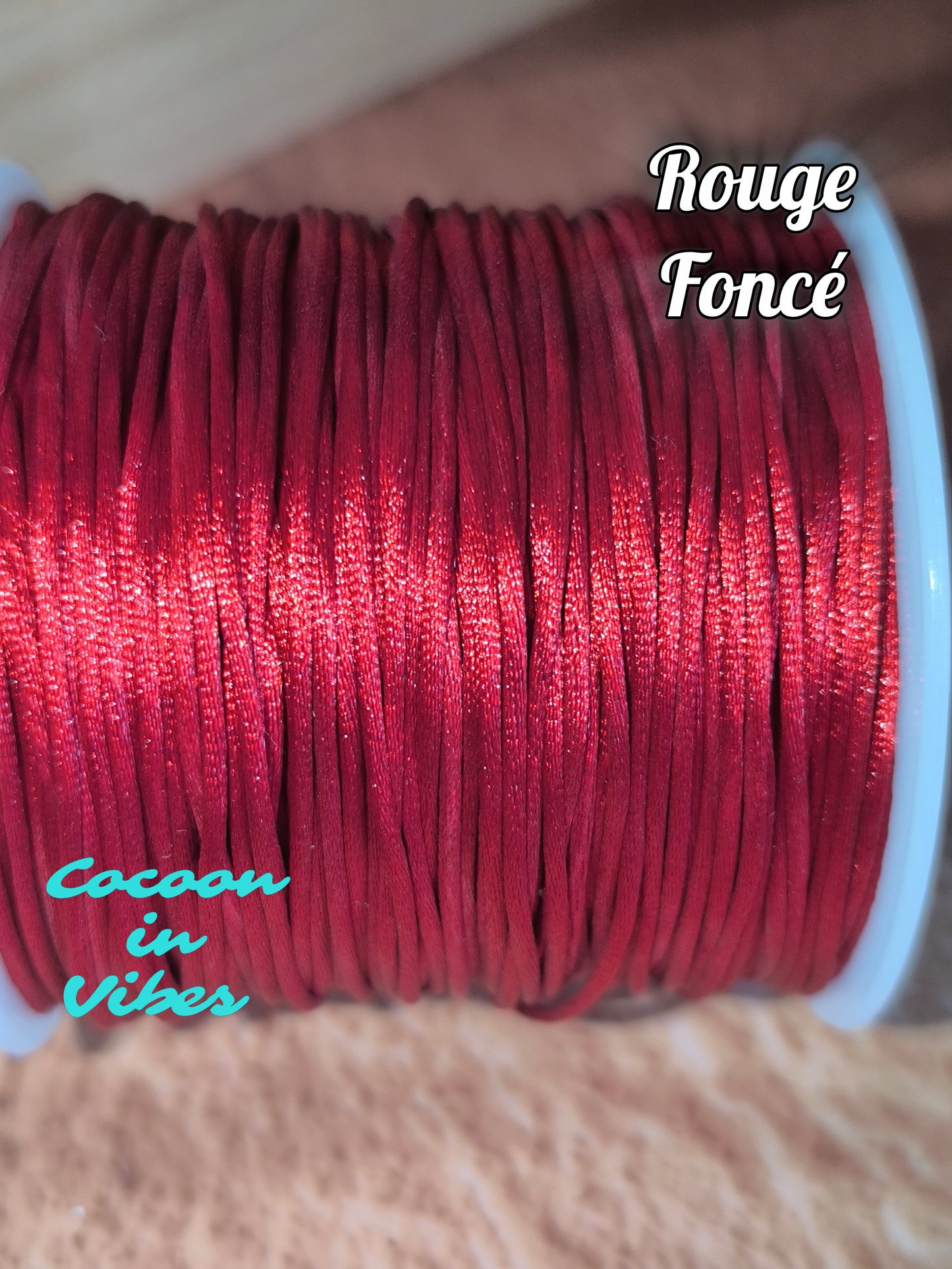 Bracelet Artisanal “Dentelle Satinée" – Parsemé de petits Cœurs