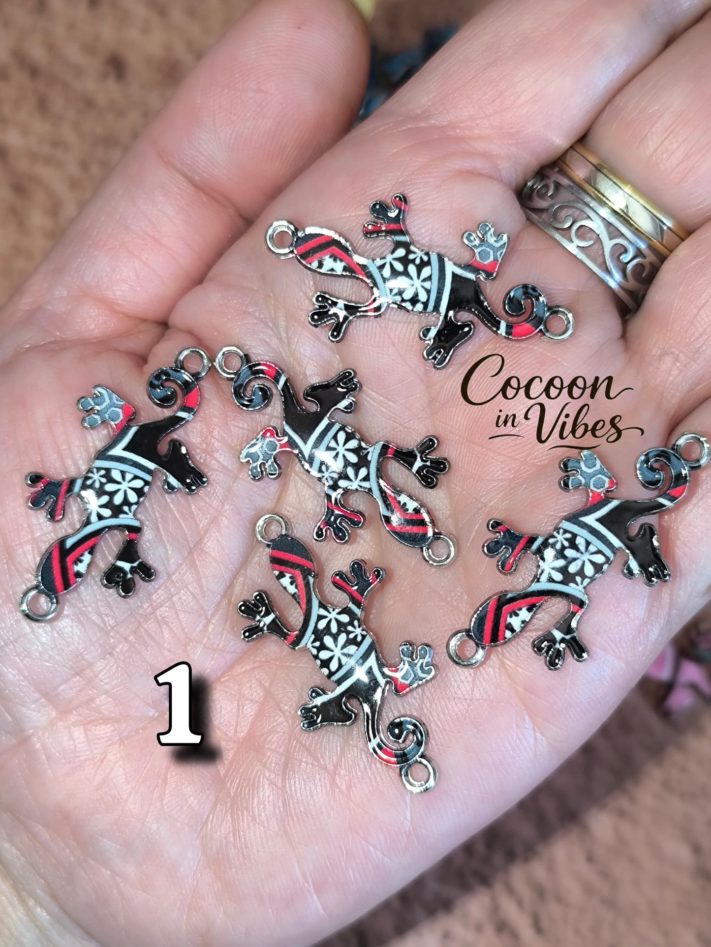 Bracelet Salamandre Colorée – Finition perles metalisées & Personnalisable
