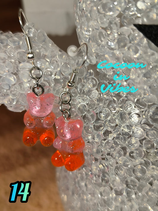 Boucles d’oreilles Nounours Gélifiés – N°14 Rose Clair → Orange Foncé Translucide Pailleté (Création artisanale Cocoon In Vibes)