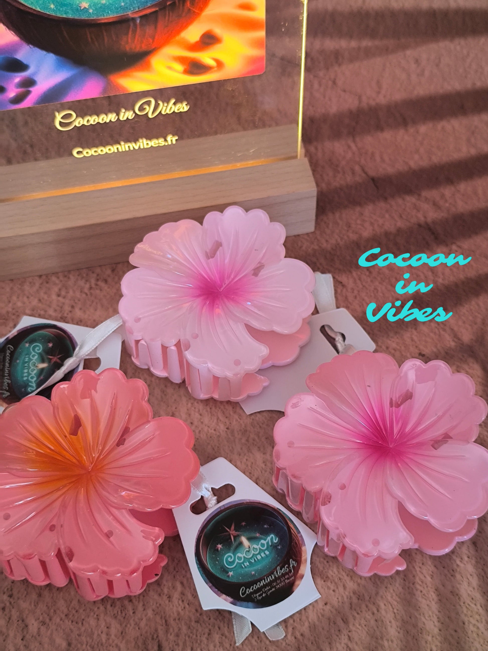 Pinces à Cheveux Hibiscus ~ Roses Exquises, Trois nuances de rose pour fleurir ta coiffure…