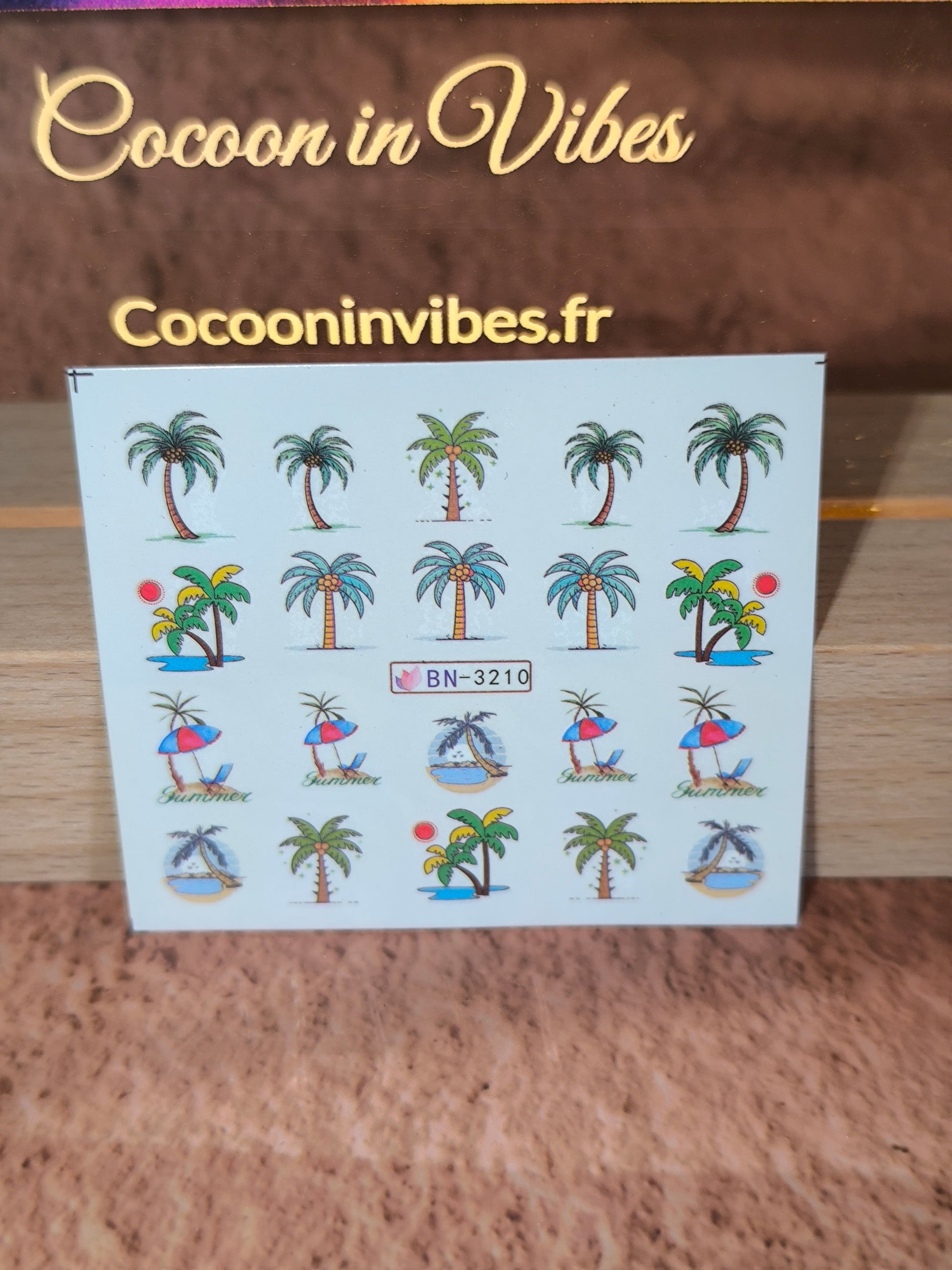 Stickers ongles Palmiers - Embarquez pour un voyage tropical… au bout de vos ongles