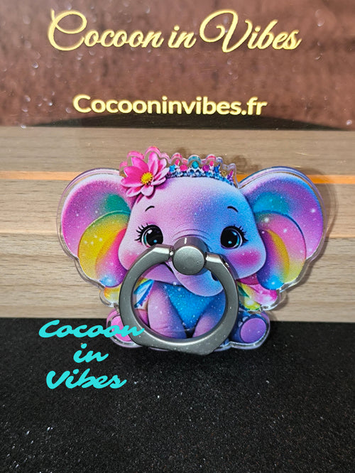 Anneau de téléphone – Petit Éléphant Arc-en-Ciel, Un souffle de magie douce venu d’ailleurs...