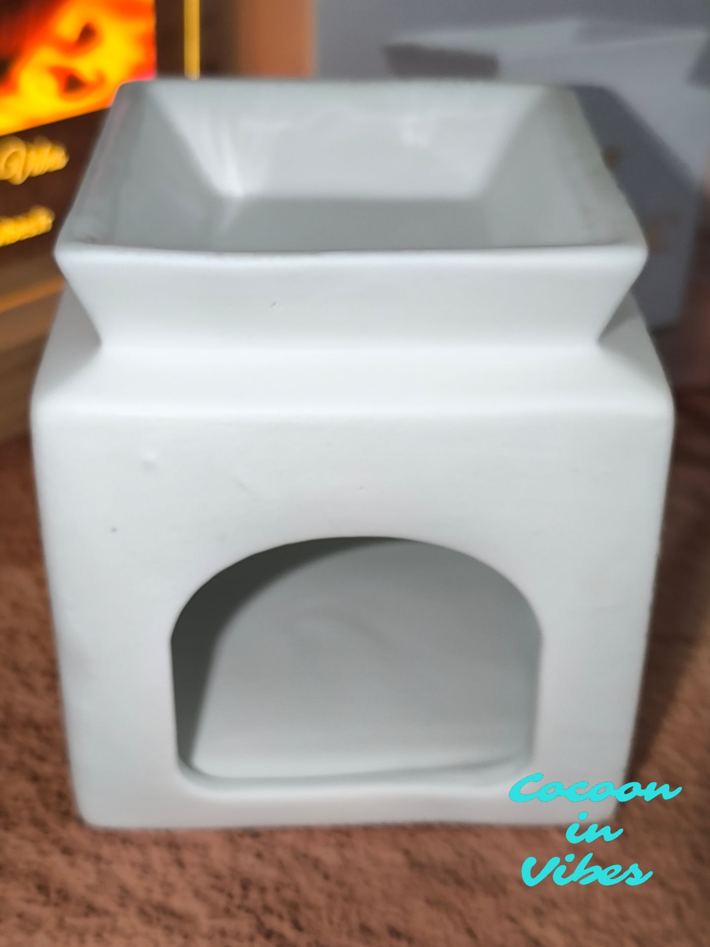 Diffuseur Carré "HOME" – Élégance et Cocooning