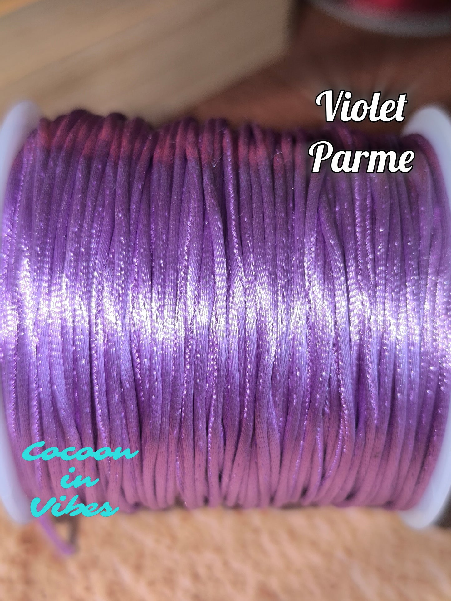 Bracelet Artisanal “Dentelle Satinée" – Parsemé de petits Cœurs