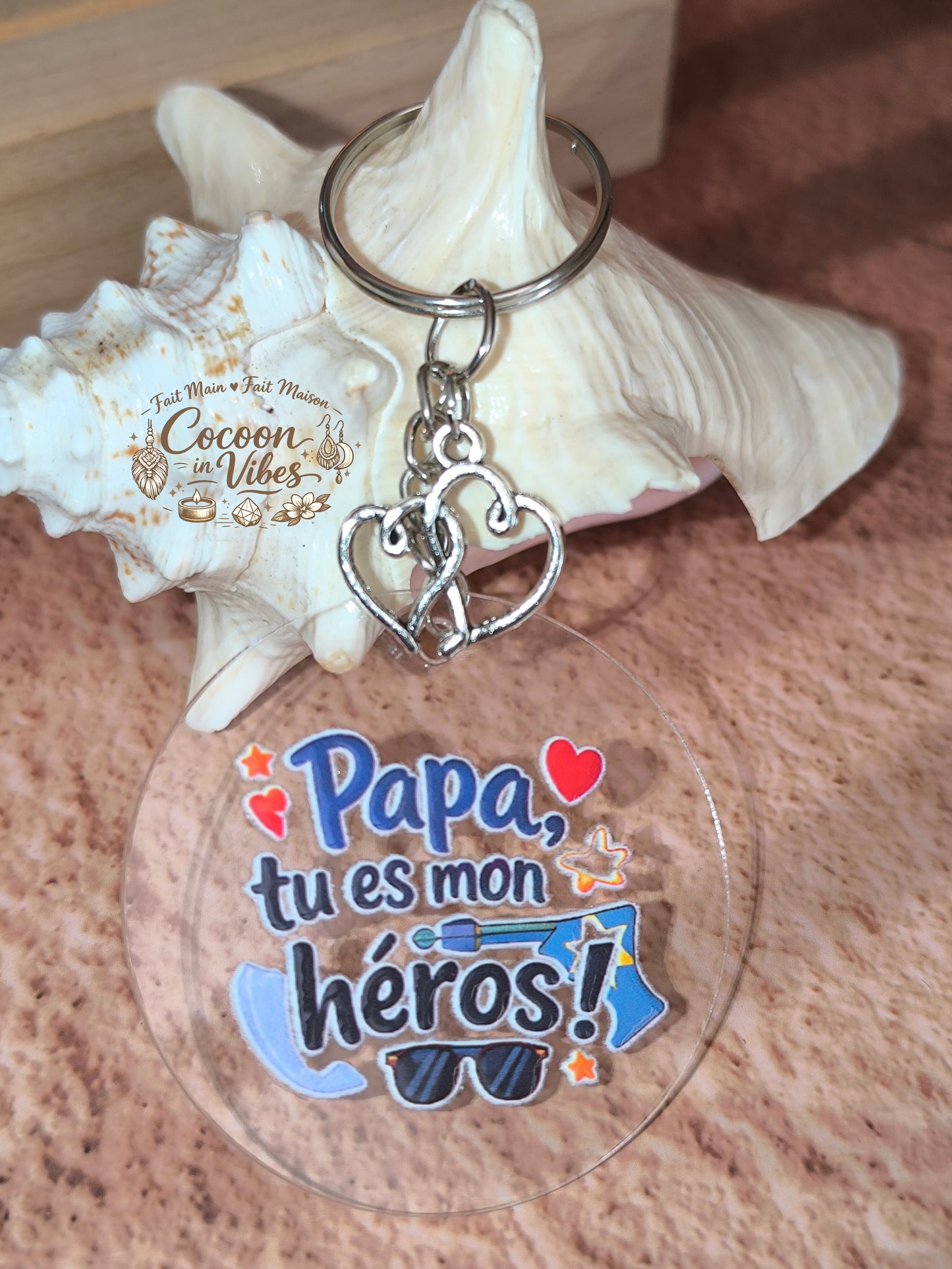 Porte-clé “Papa, tu es mon héros !” – Modèle unique fait main