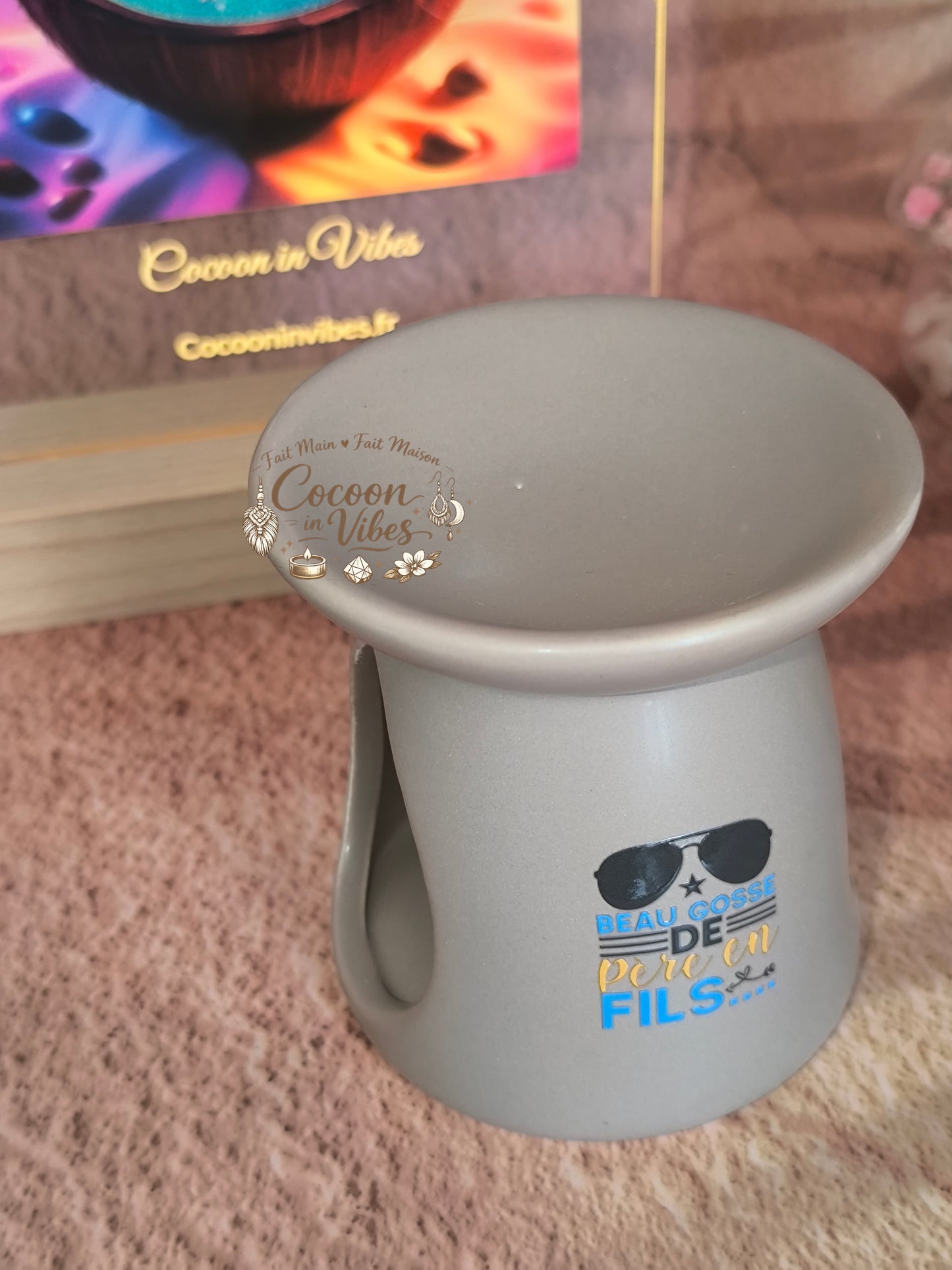 Brûleur Beau Gosse Fête des Pères + 1 Fondant OFFERT – Pièce unique, création artisanale Cocoon in Vibes