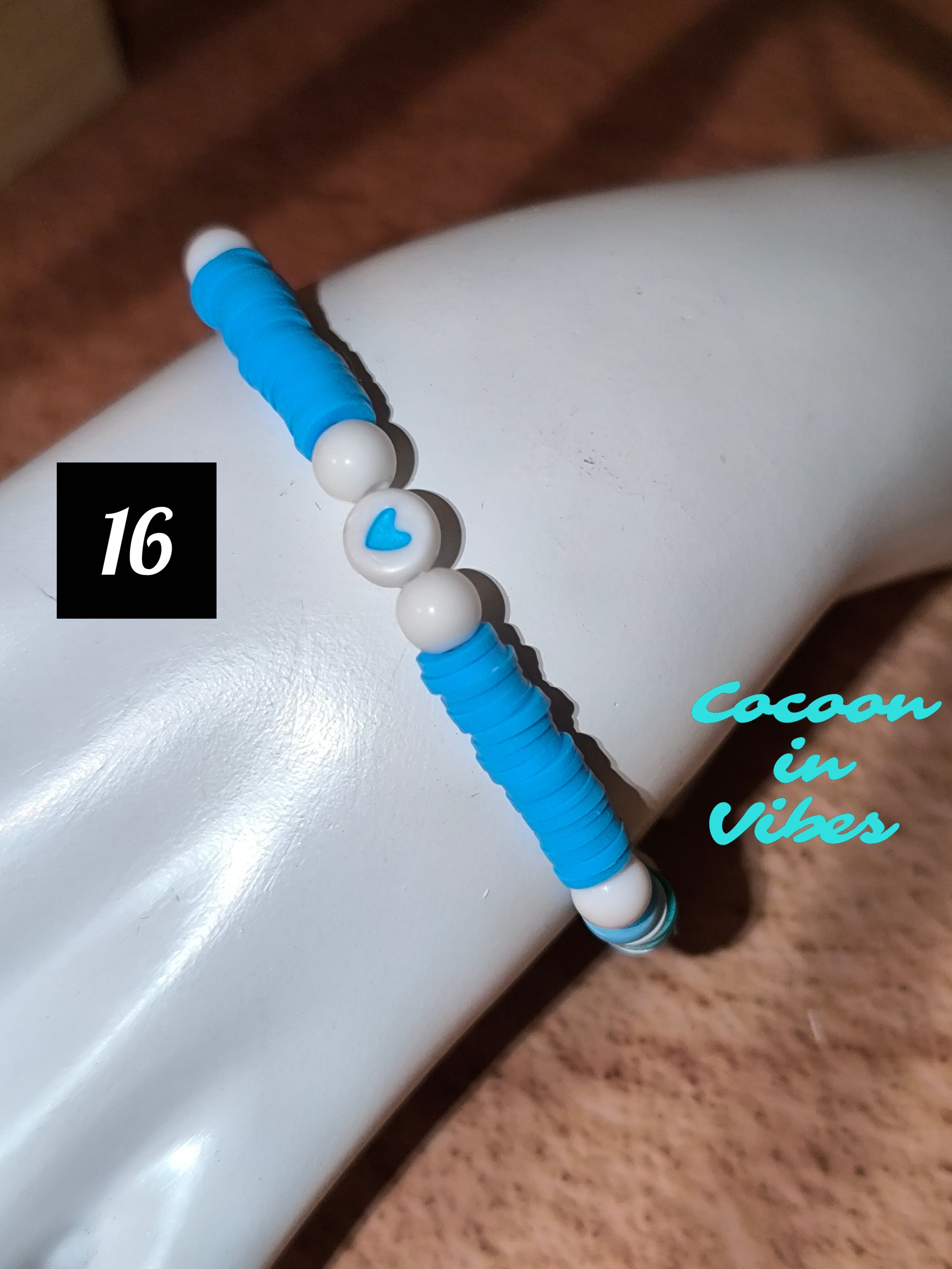Bracelets Good Vibes en perles plates en pâte polymere - Sous les cocotiers... un monde de couleurs vous attend !
