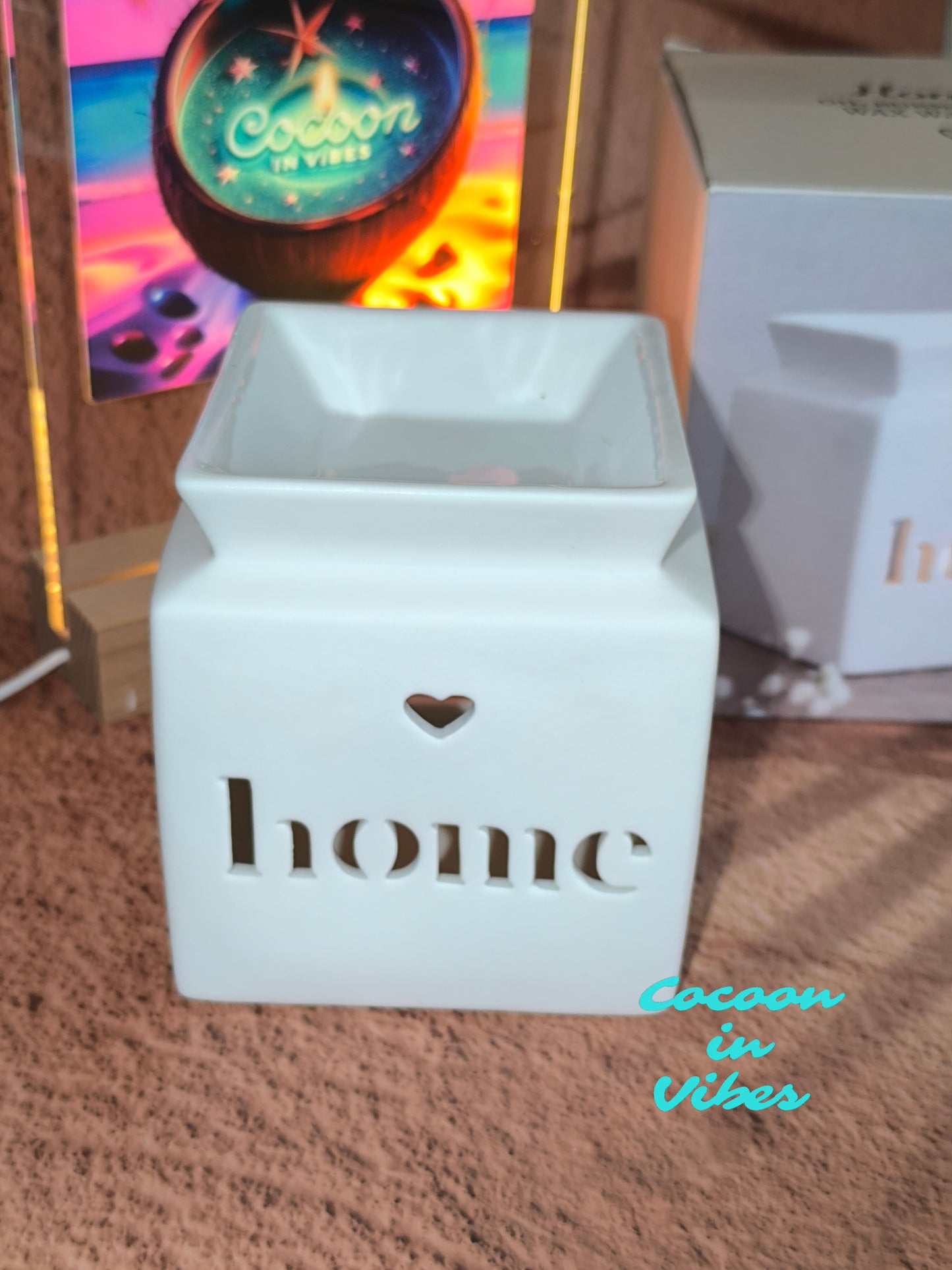 Diffuseur Carré "HOME" – Élégance et Cocooning